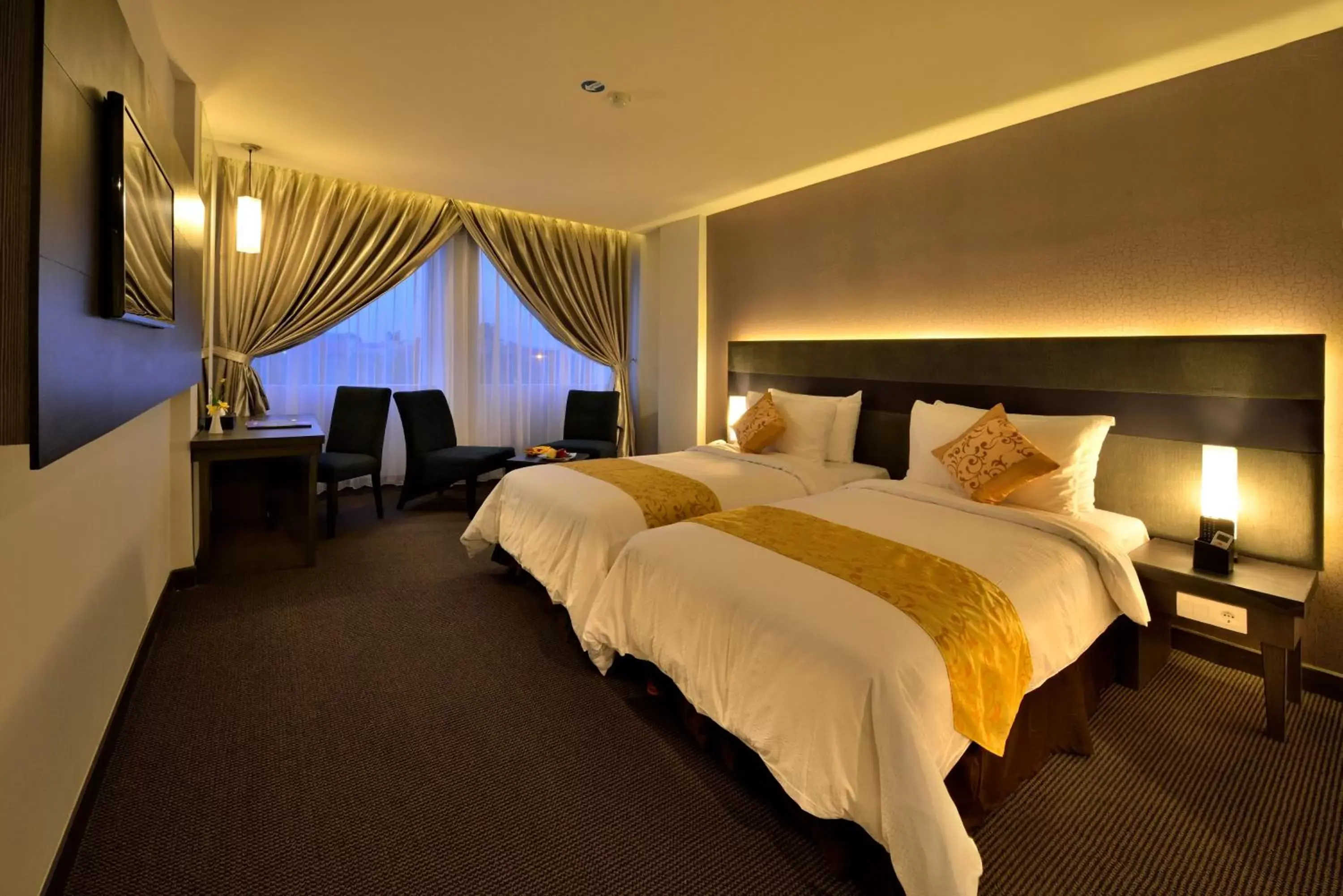 Bedroom, Bed in Tjokro Hotel Pekanbaru