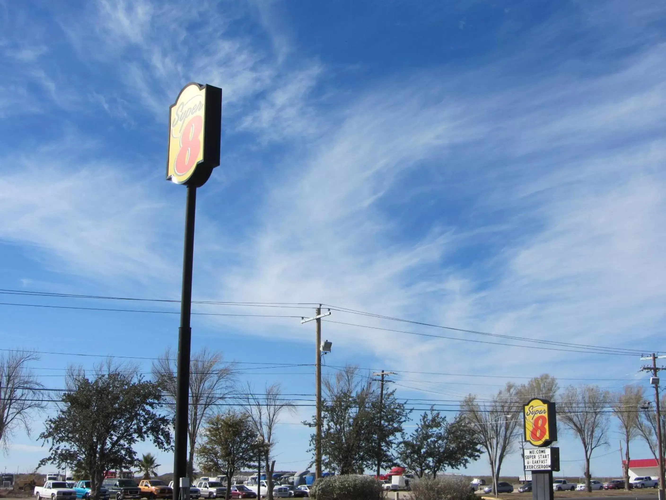 Logo/Certificate/Sign in Super 8 by Wyndham Ft Stockton