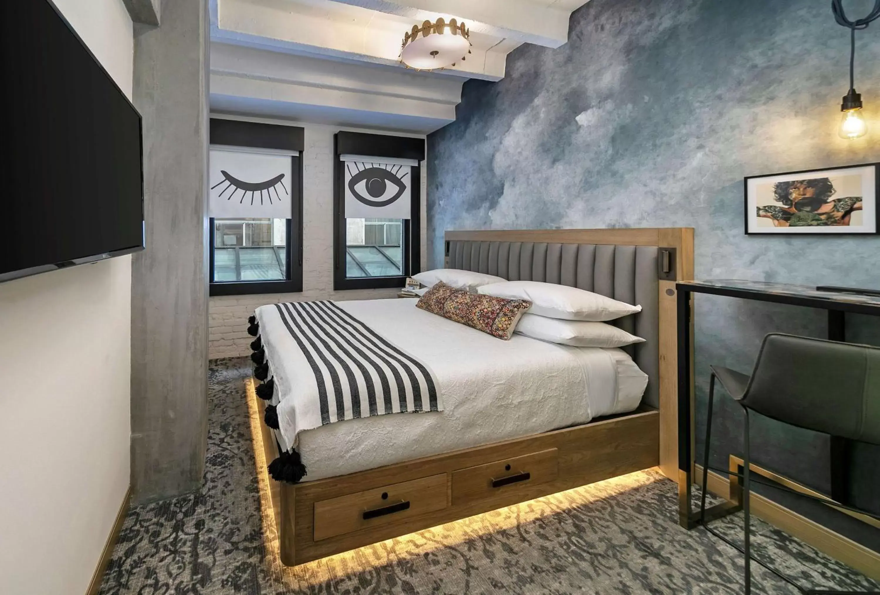 Bedroom, Bed in The Wayfarer Downtown LA, Tapestry Collection by Hilton