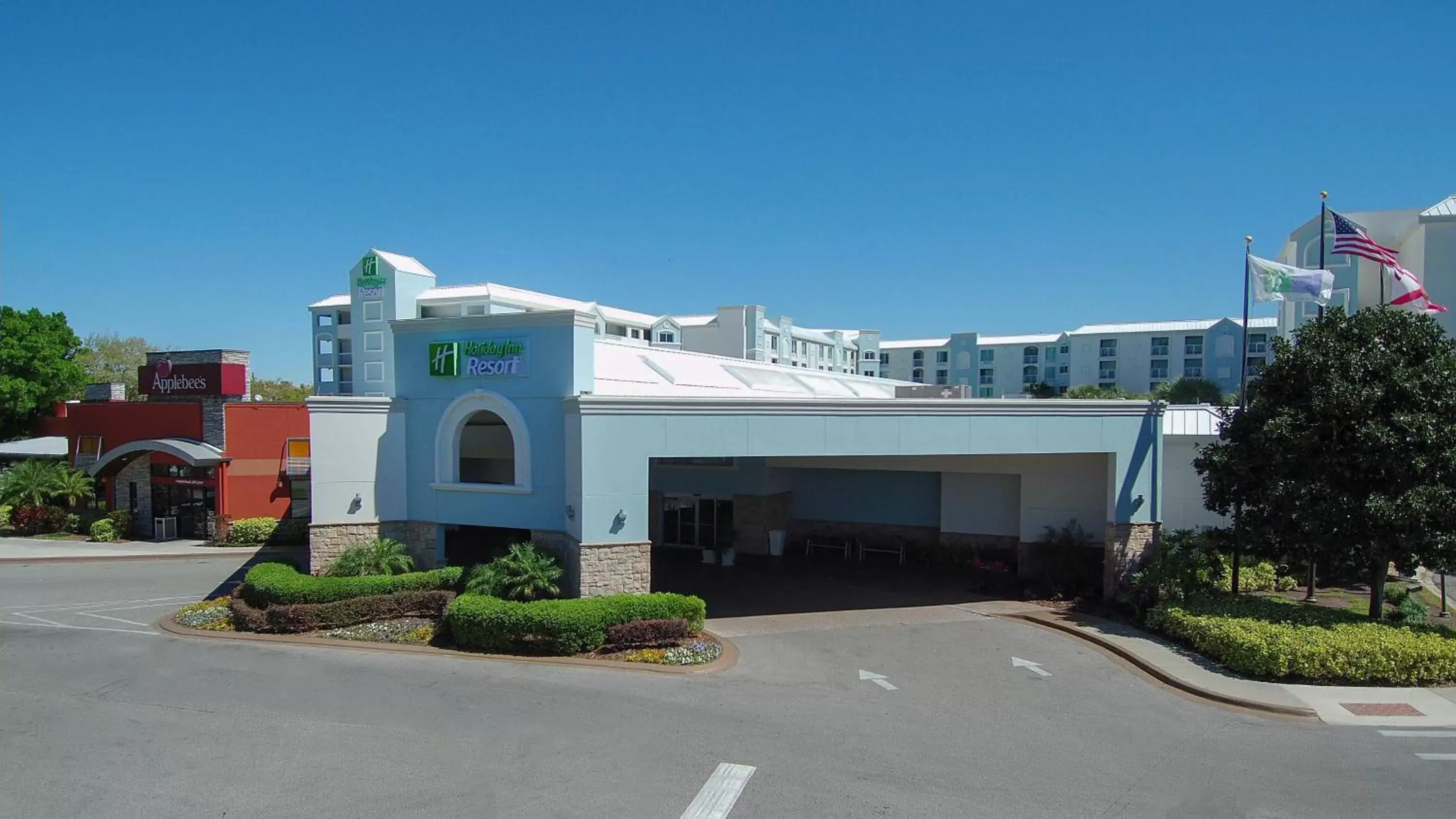 Property Building in Holiday Inn Resort Orlando - Lake Buena Vista, an IHG Hotel