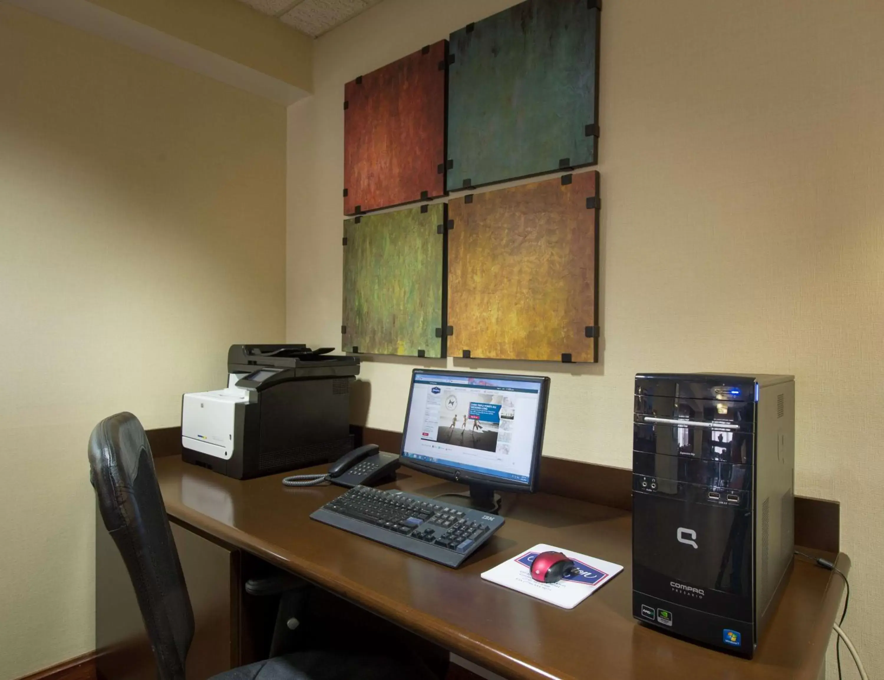 Business facilities in Hampton Inn Gainesville