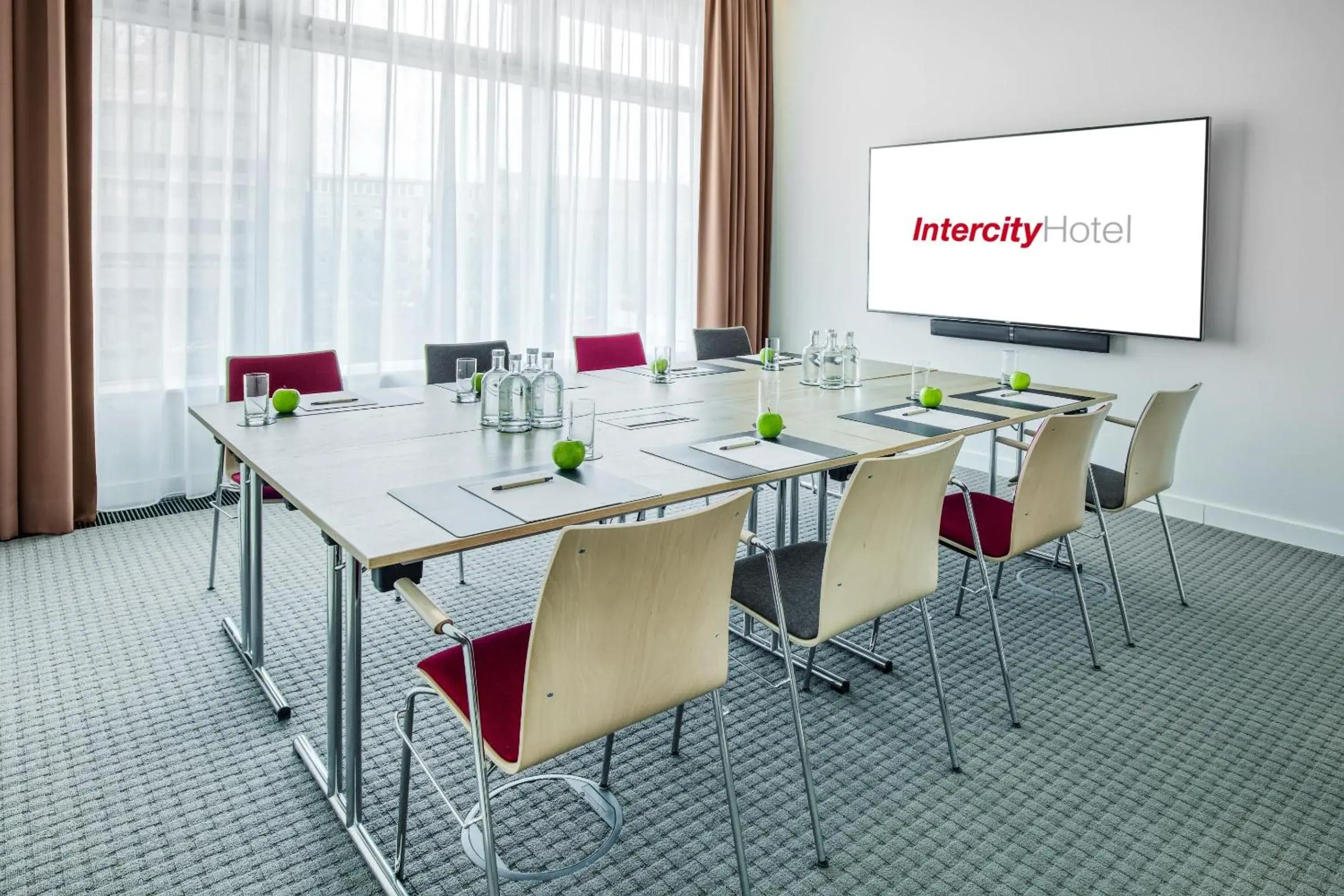 Meeting/conference room in IntercityHotel Hannover Hauptbahnhof-Ost