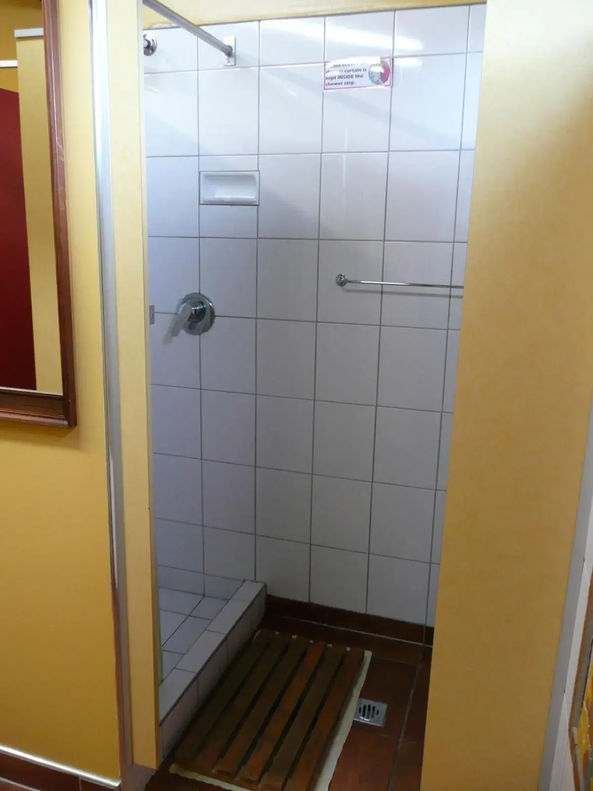 Bathroom in Global Village Travellers Lodge