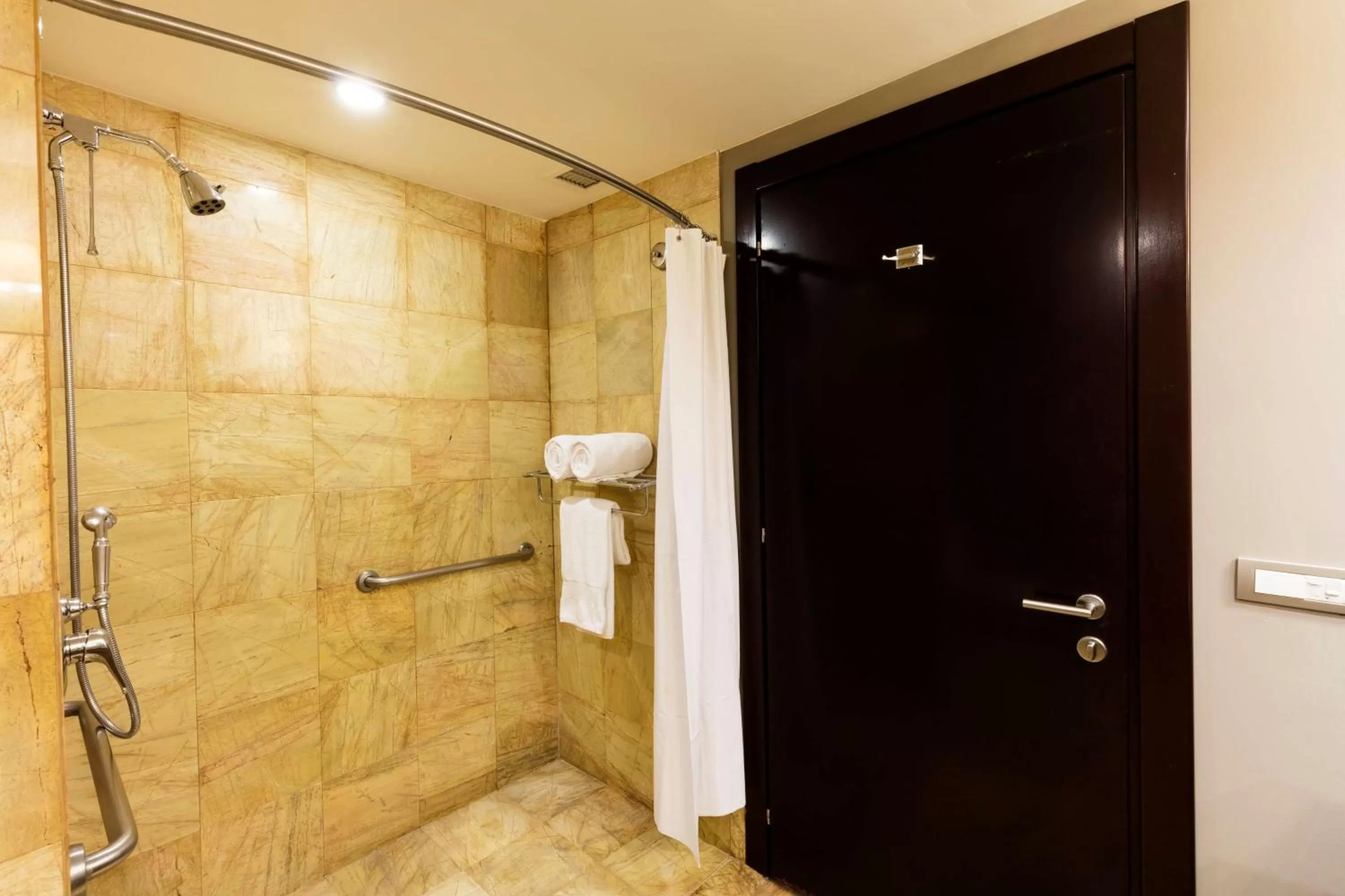 Bathroom in Hilton Mexico City Reforma