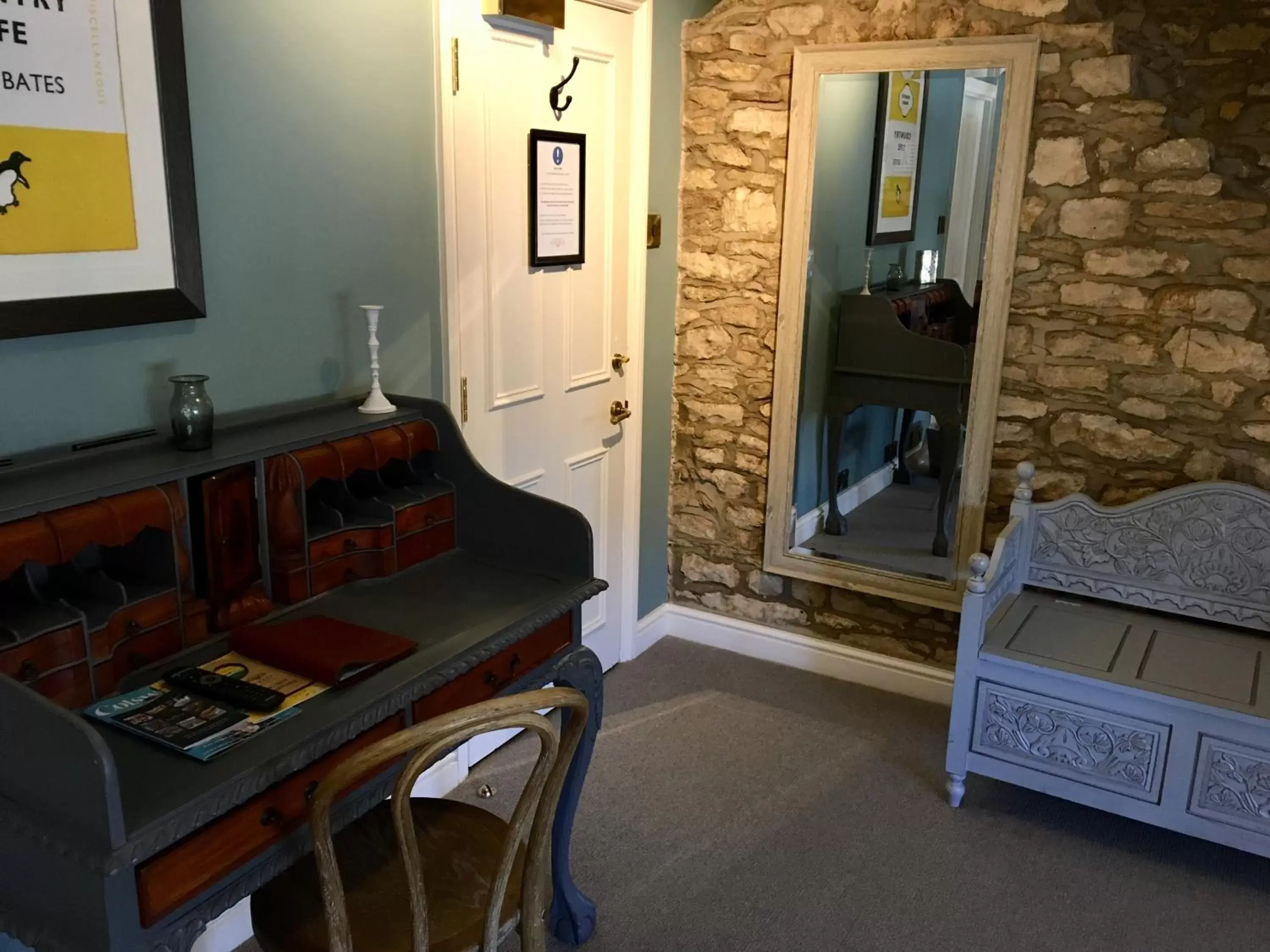 Bedroom, Seating Area in The Sheep on Sheep Street Hotel