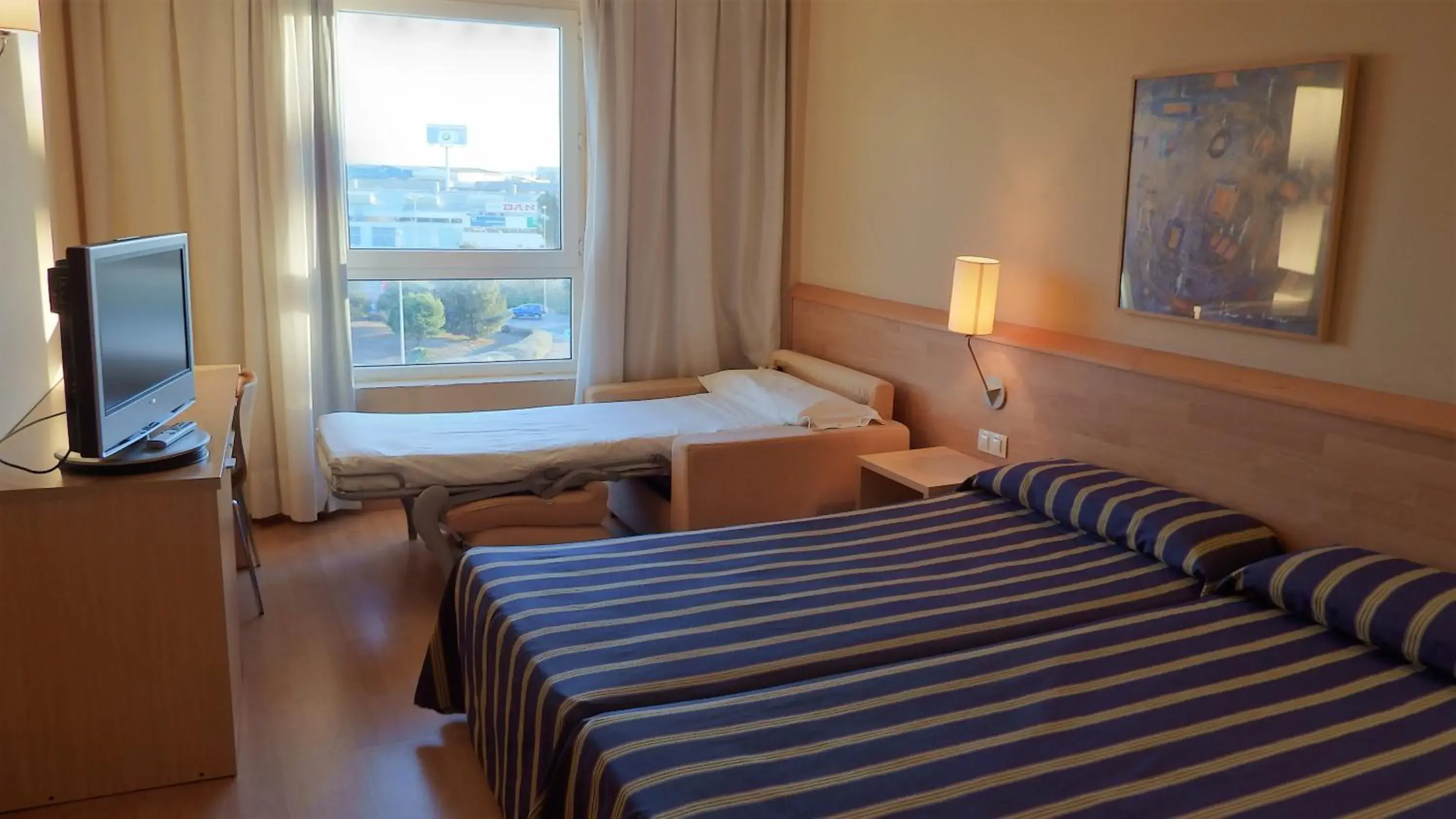 Standard Double Room with Sofa Bed in Flag Hotel Valencia Florazar