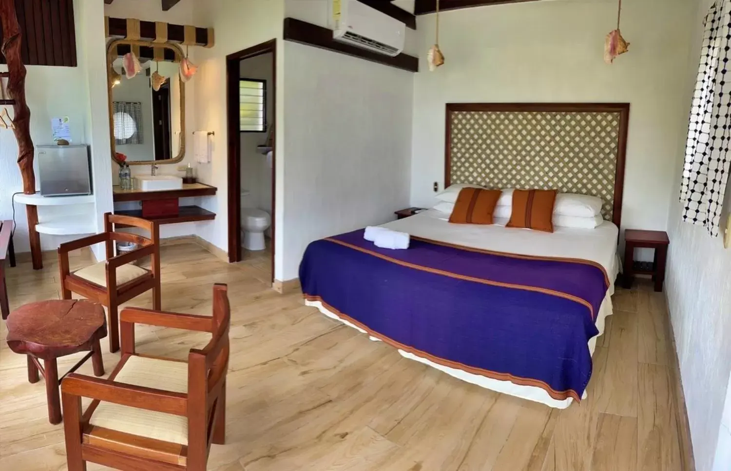 Bedroom, Bed in Villa Caribe