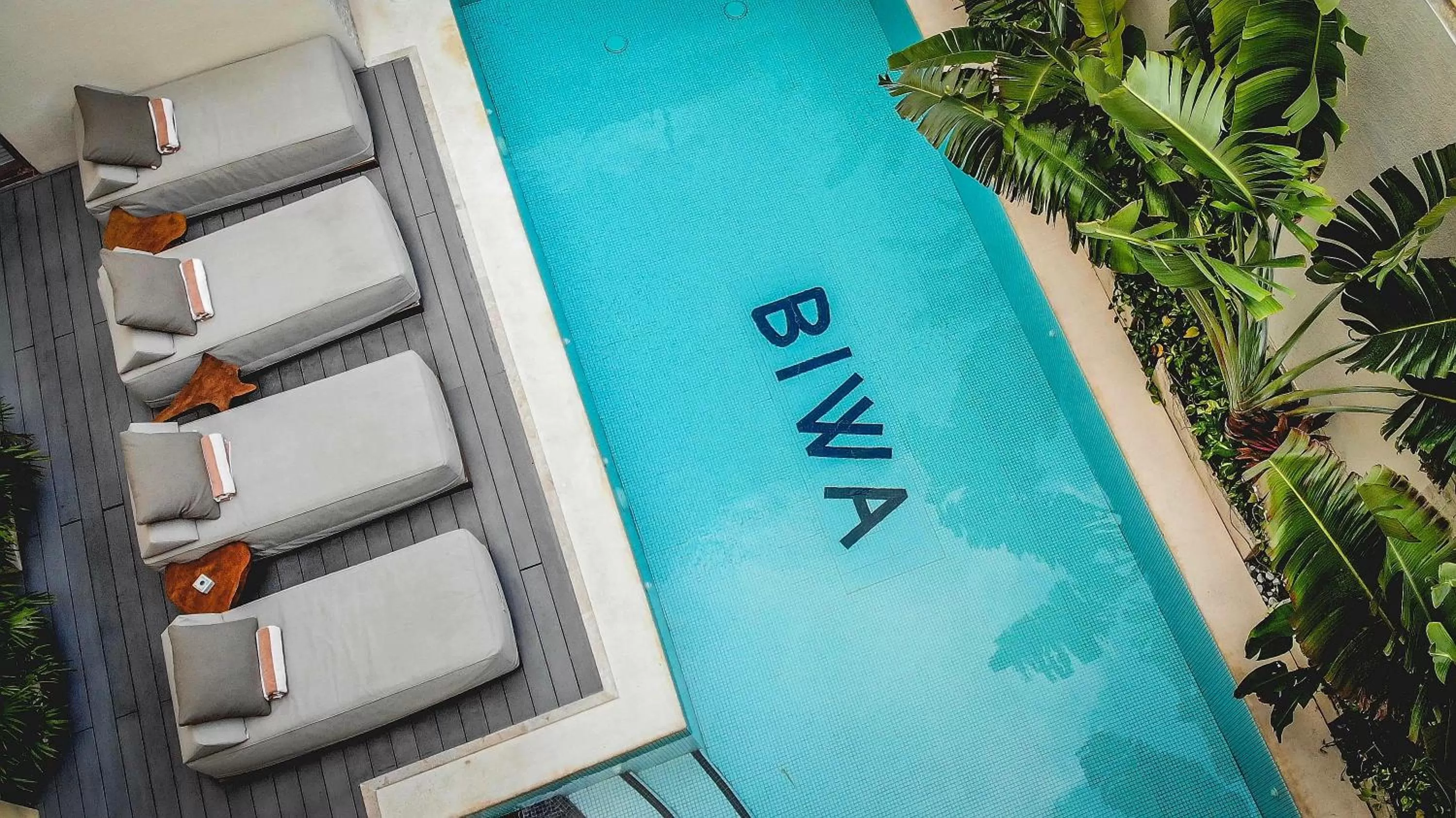 Swimming pool in Biwa Tulum