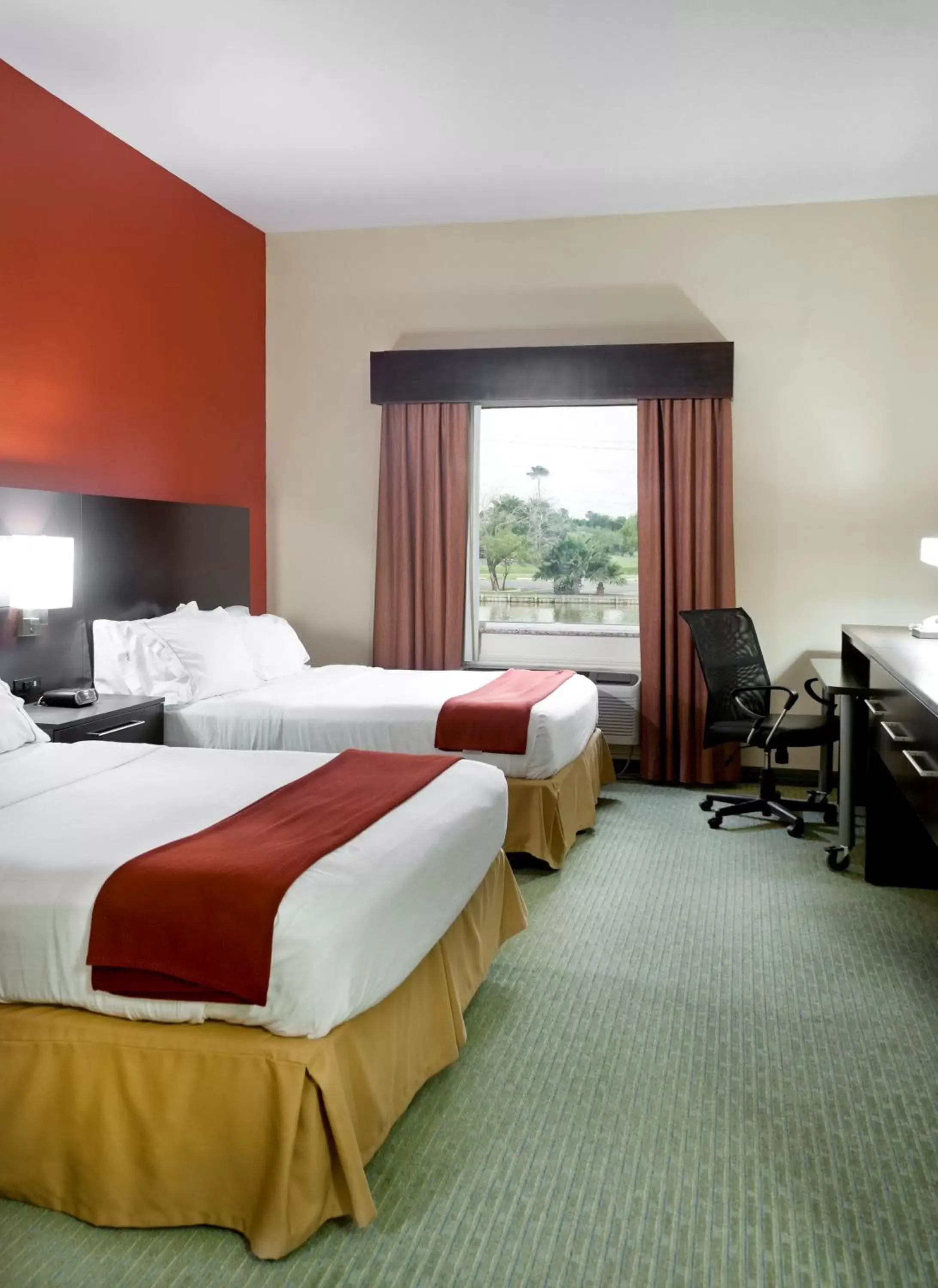 Photo of the whole room in Holiday Inn Express Hotel and Suites Brownsville, an IHG Hotel