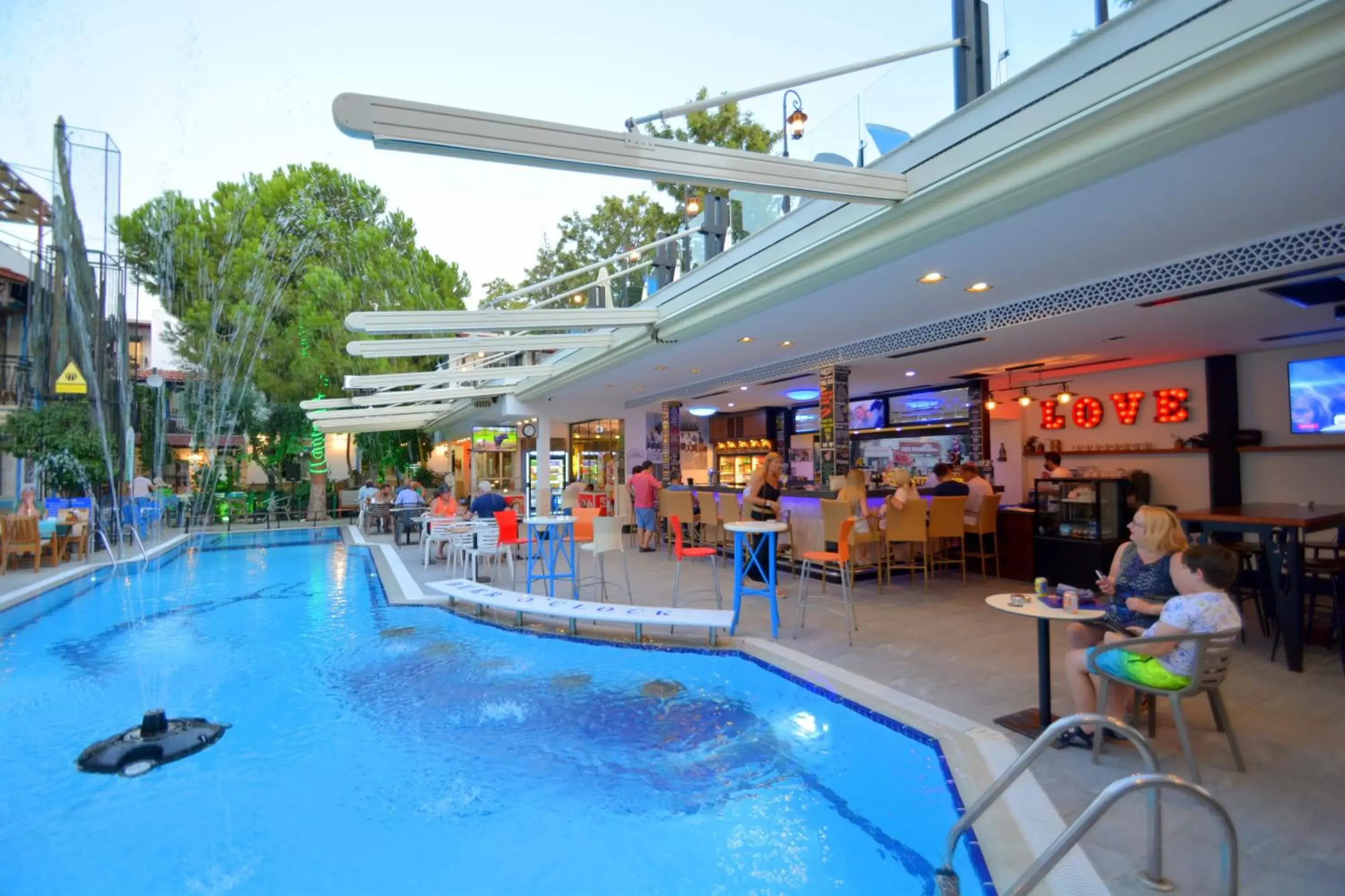 Swimming Pool in Istankoy Hotel