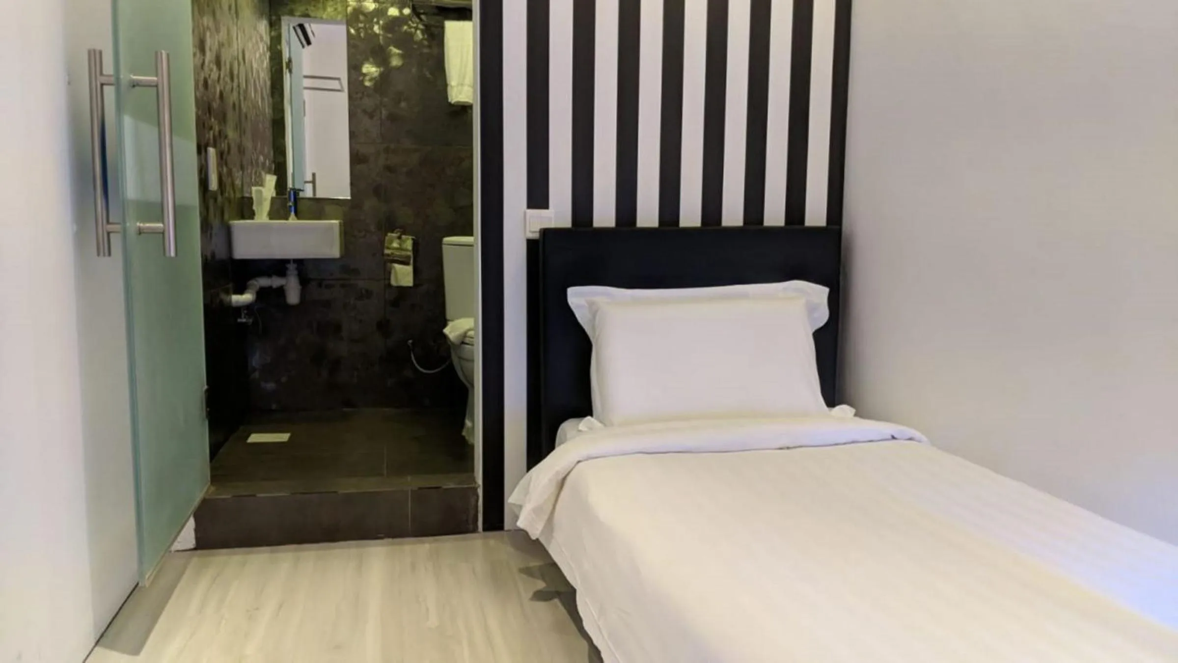 Hotel Calmo Chinatown