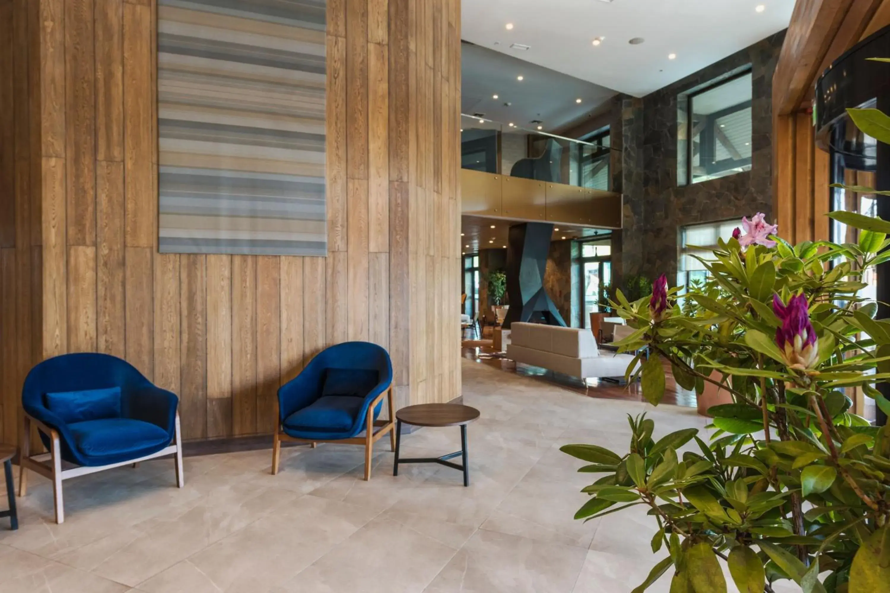 Lobby or reception, Lobby/Reception in Courtyard by Marriott Puerto Montt