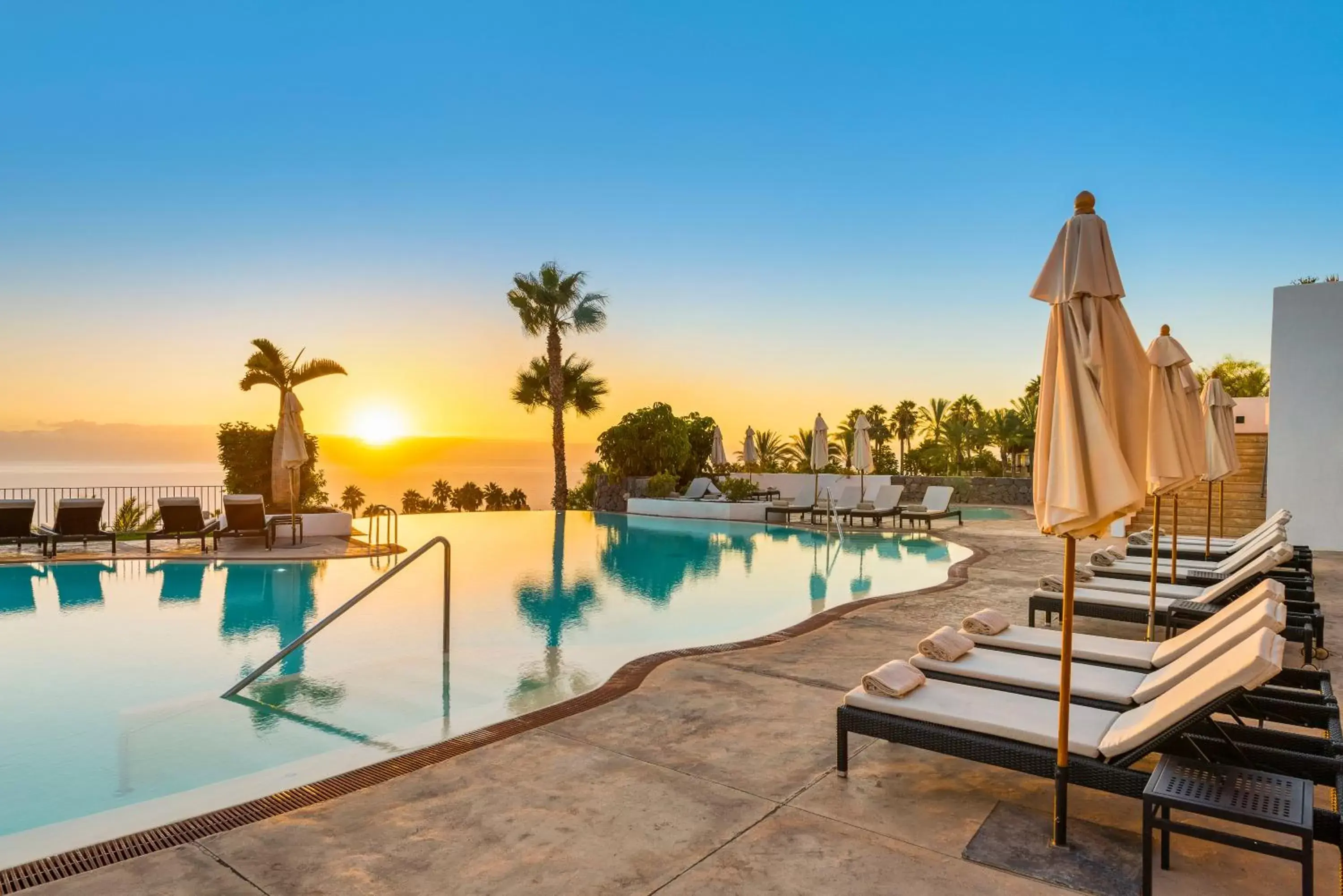 Natural landscape, Swimming Pool in Las Terrazas de Abama Suites