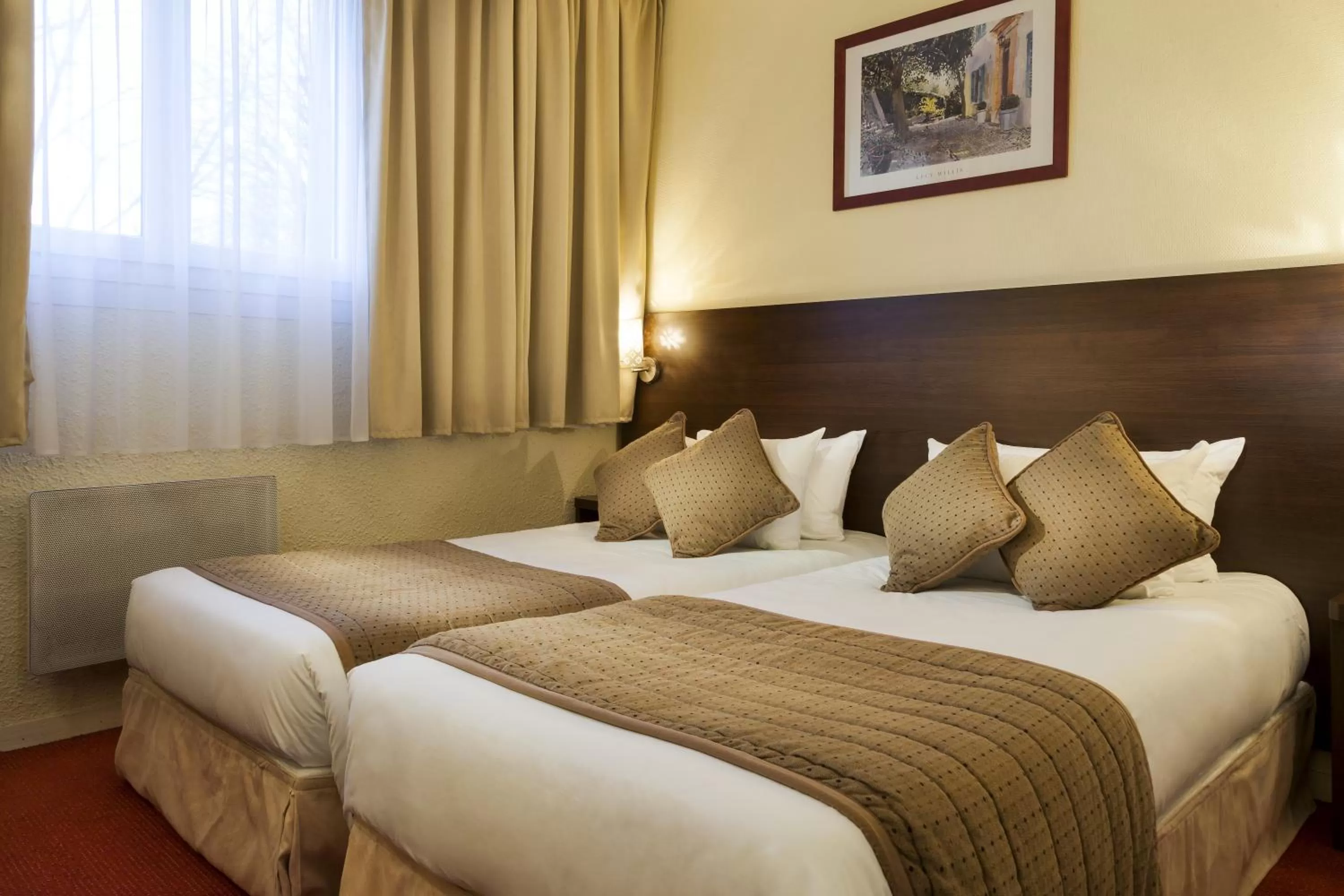 Bed in The Originals City, Hôtel Paris Sud, Orly-Draveil