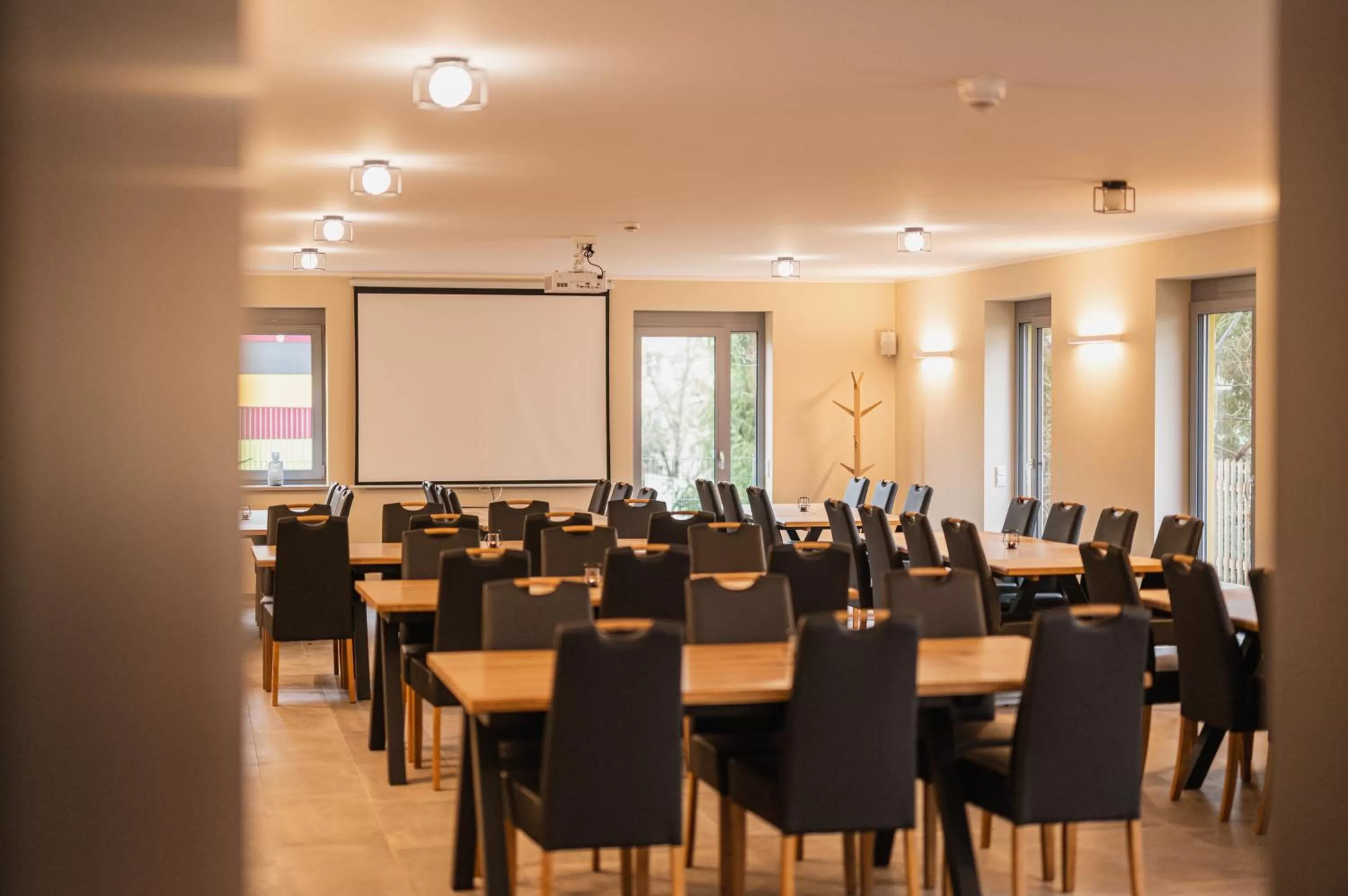 Banquet/Function facilities in ELLY Hostel