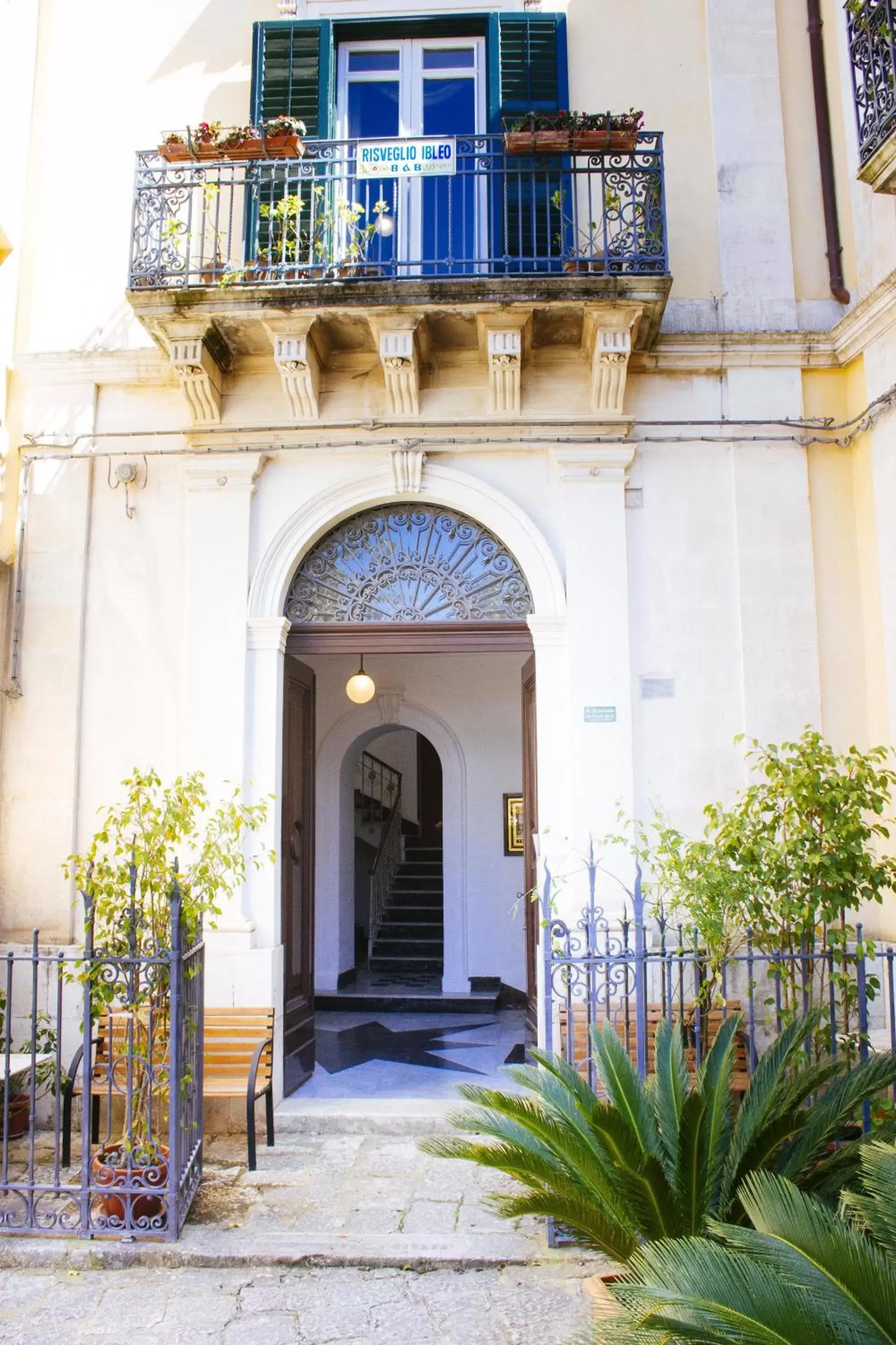 Facade/entrance in Risveglio Ibleo