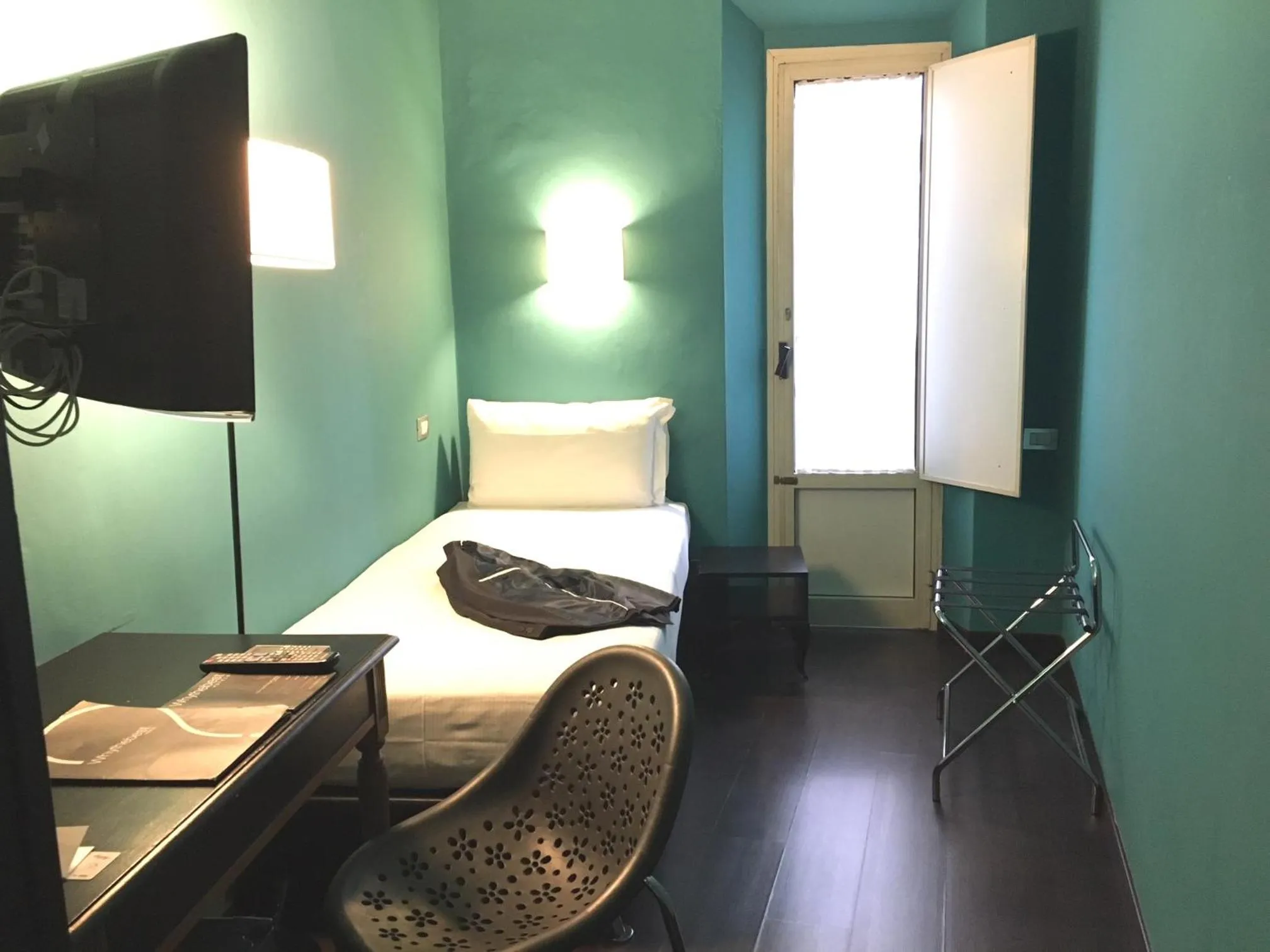 Bed in Hotel Universo - WTB Hotels