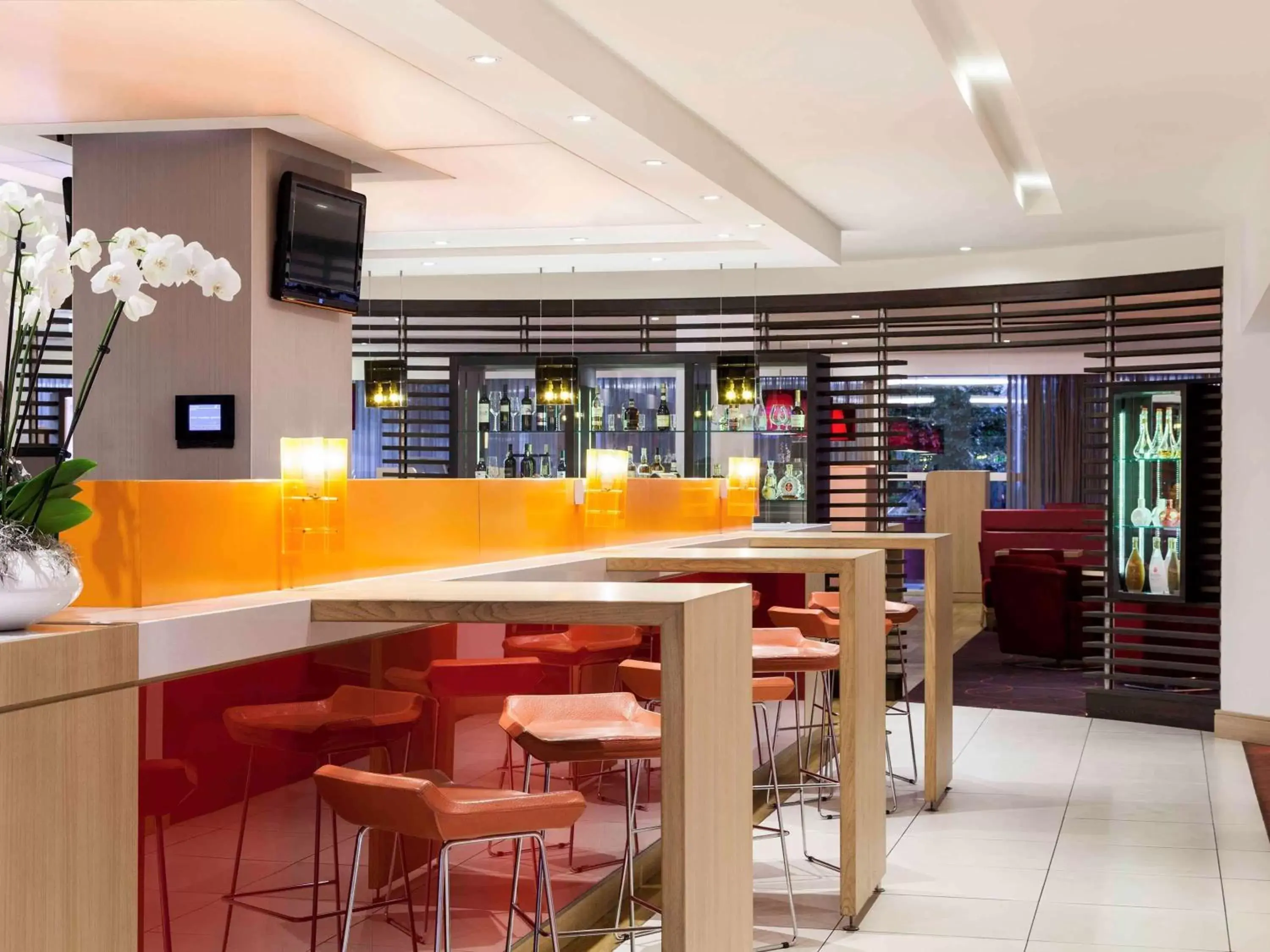 Lounge or bar, Restaurant/Places to Eat in Novotel Rotterdam Brainpark