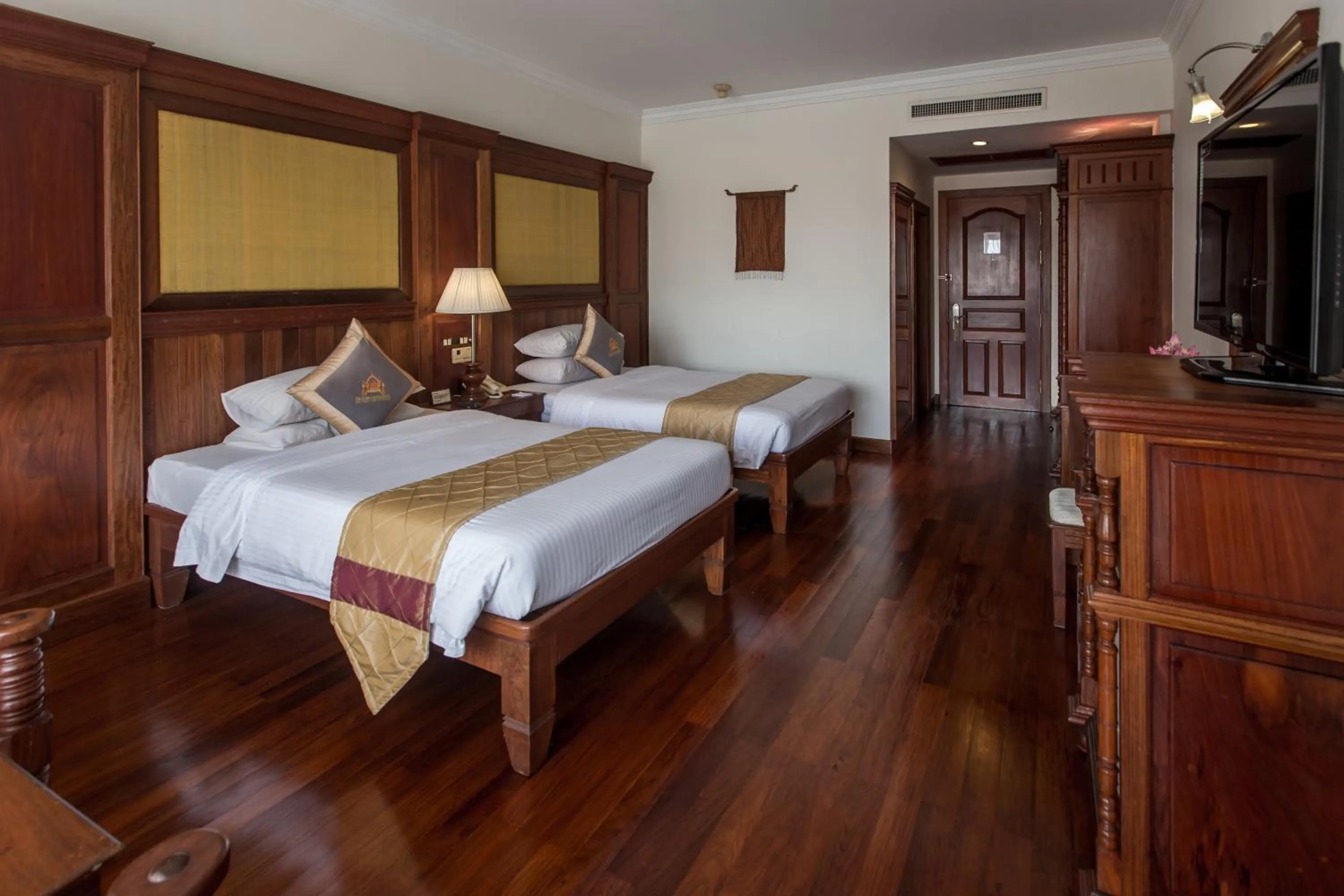 3 Rooms - Same floor  in Empress Angkor Resort & Spa