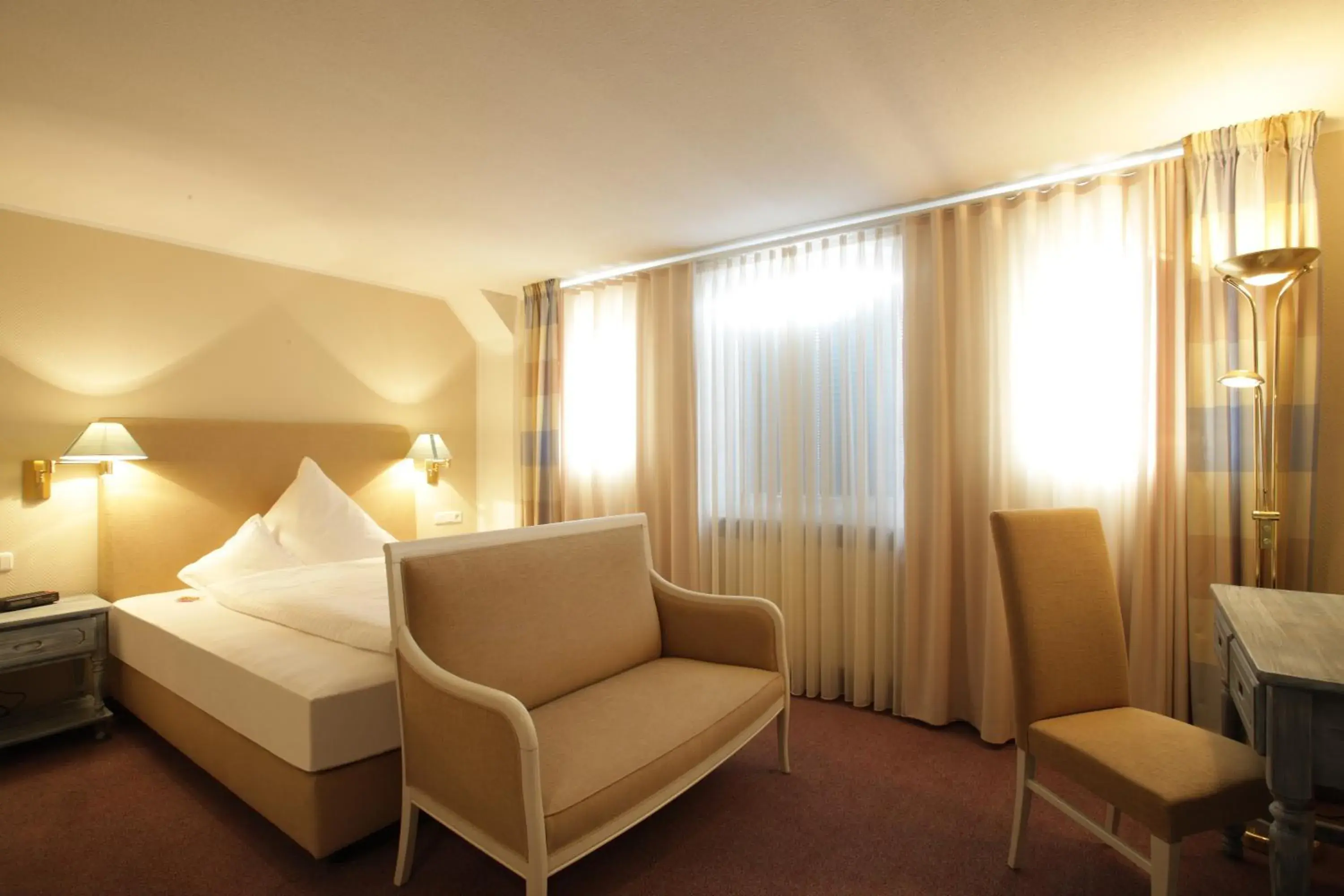 Bedroom, Seating Area in Hotel Gödecke