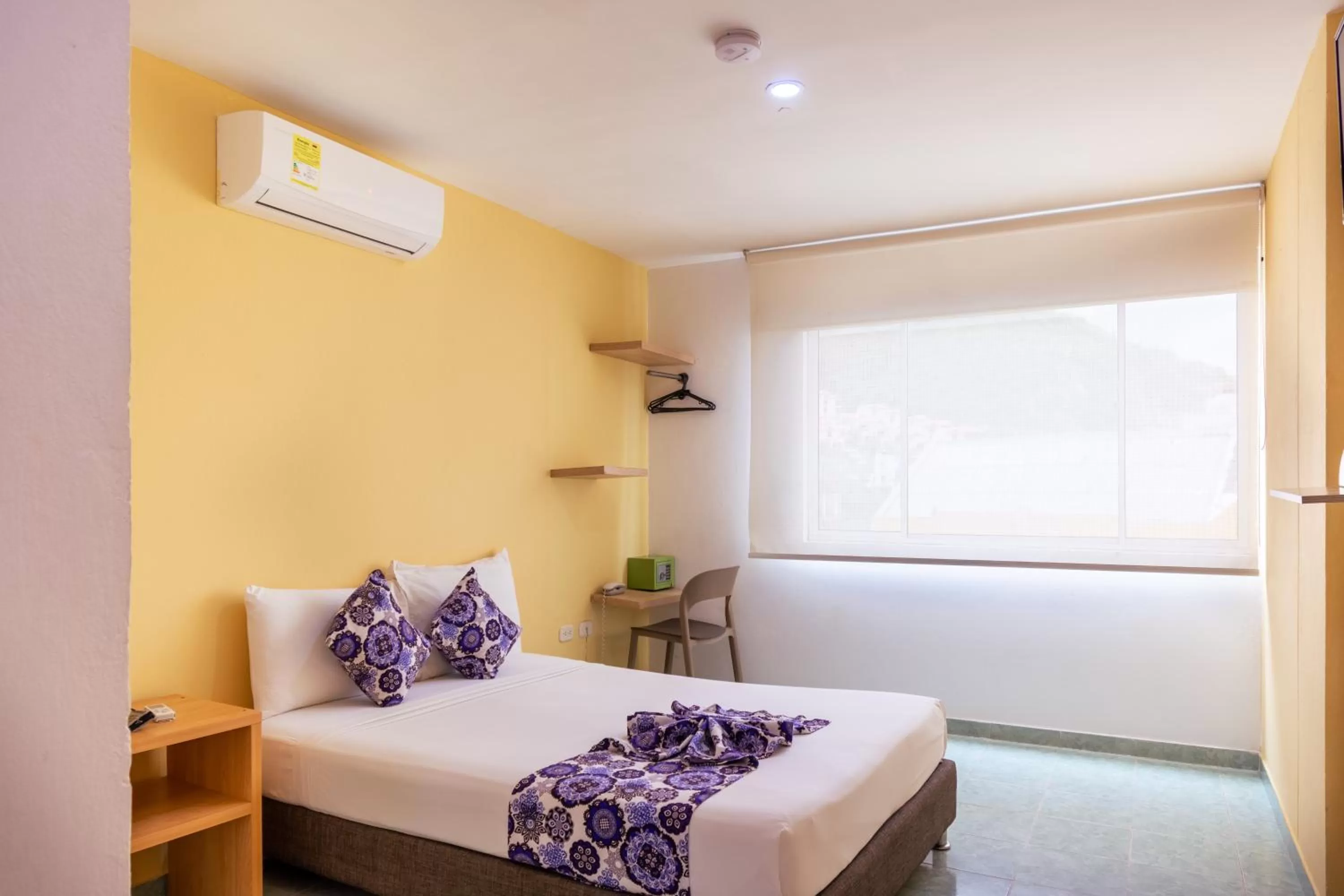 Bed in Hotel Portobahia Santa Marta Rodadero