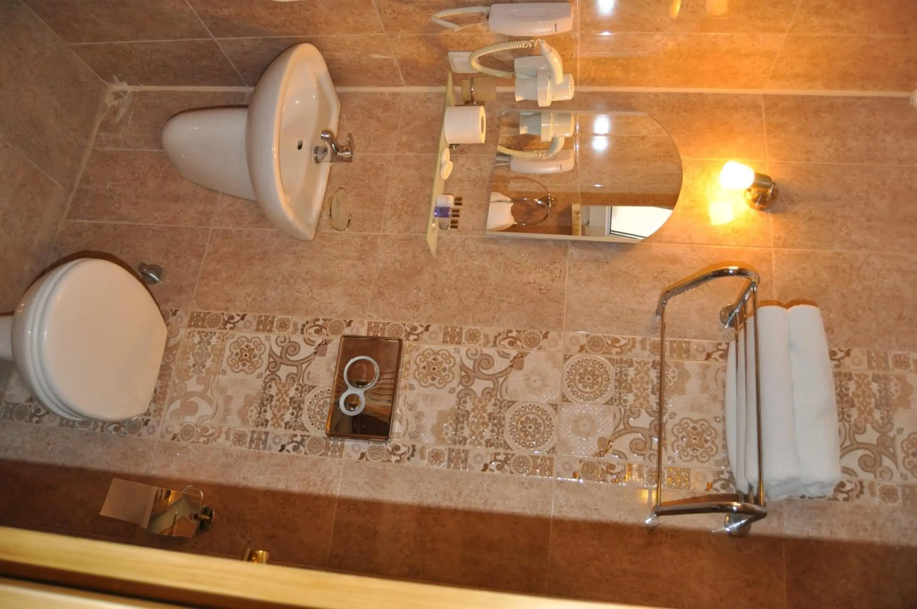Bathroom in Kaftan Hotel