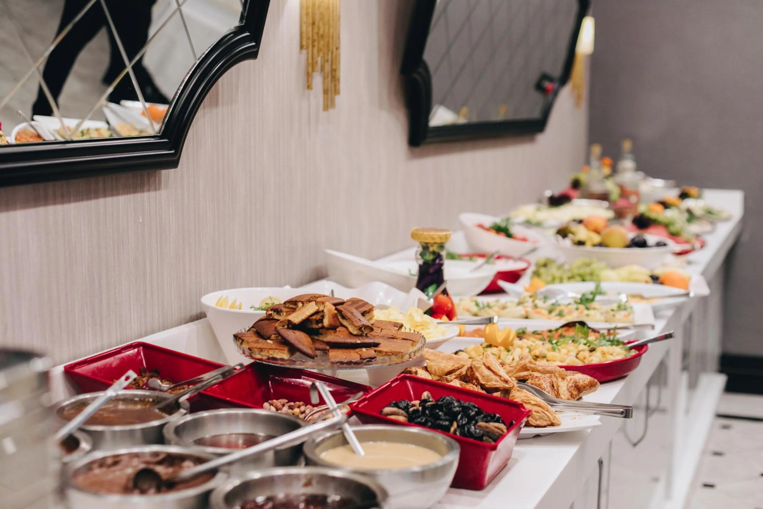 Breakfast in Mia Berre Hotels