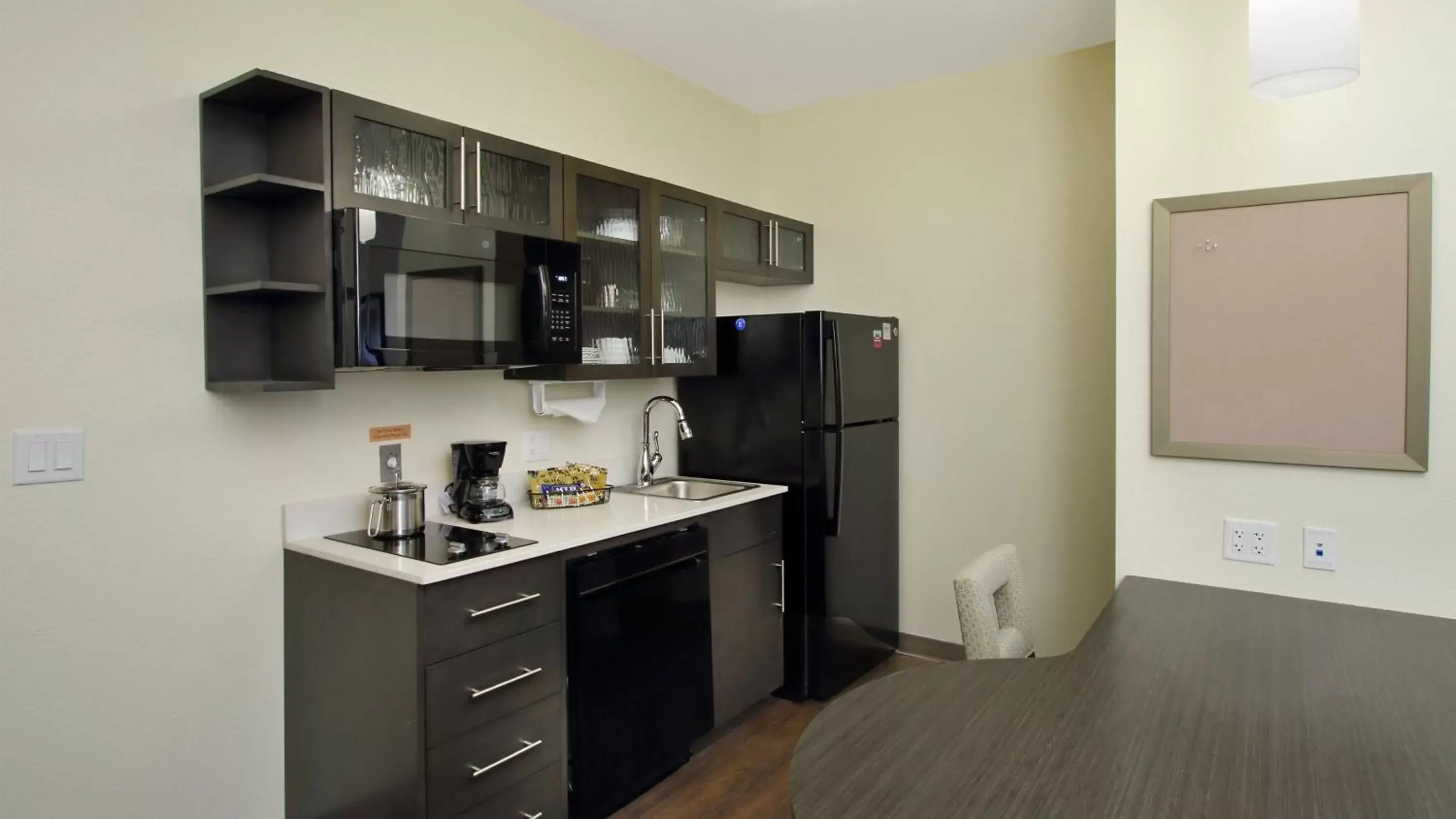 One-Bedroom King Suite in Candlewood Suites - Frisco by IHG One-Bedroom King Suite in Candlewood Suites - Frisco by IHG