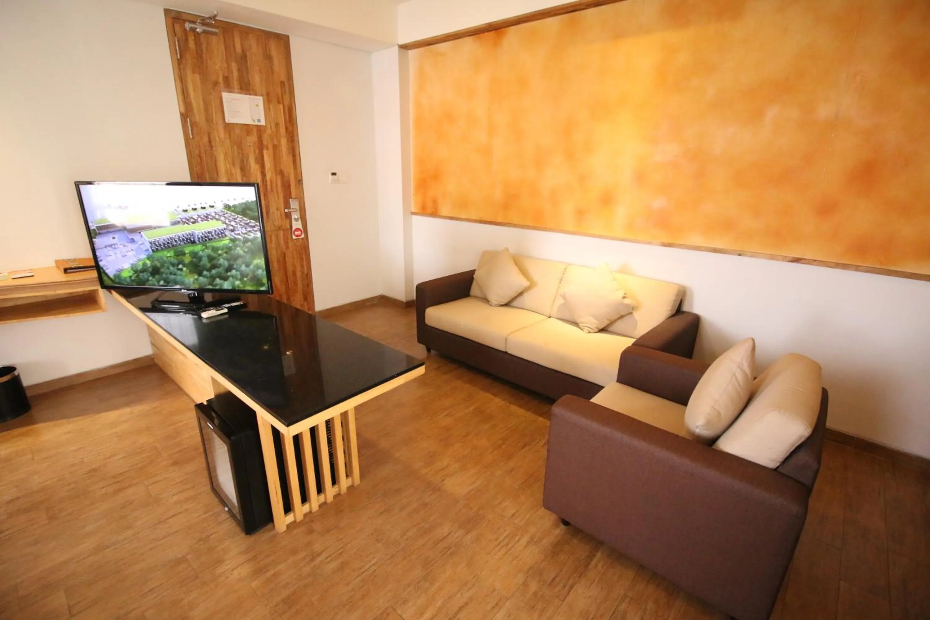 TV and multimedia in Liberta Hotel Jimbaran