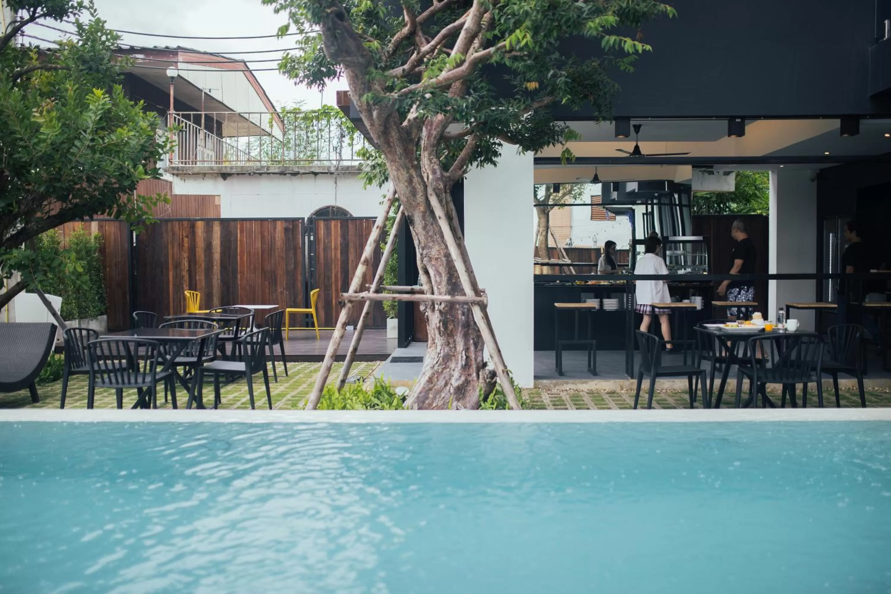 Swimming pool in DUM Hotel - Si Phum