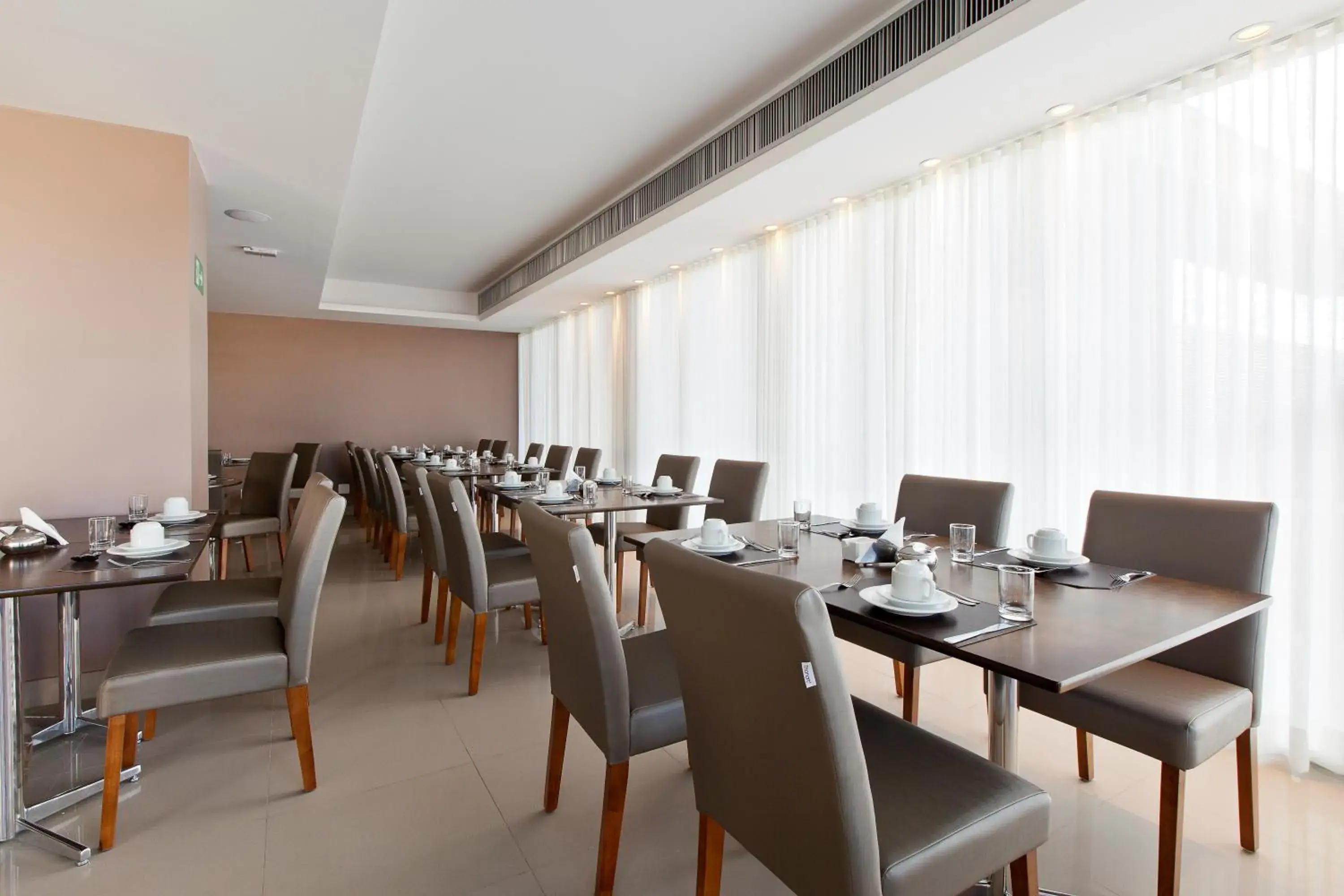 Restaurant/places to eat in San Diego Suites Veredas Sete Lagoas Restaurant/places to eat in San Diego Suites Veredas Sete Lagoas
