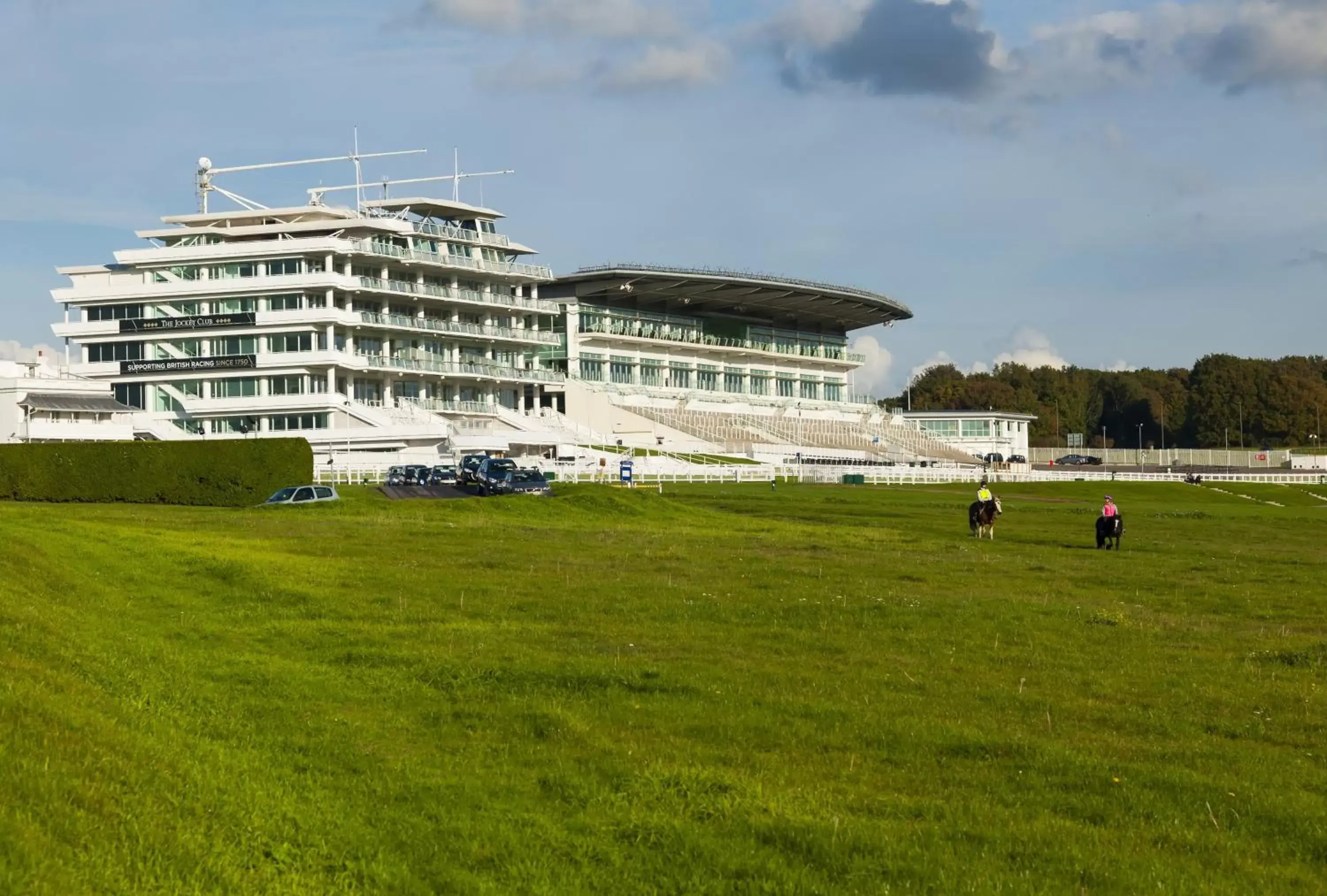 Other, Property Building in Holiday Inn Express London - Epsom Downs, an IHG Hotel