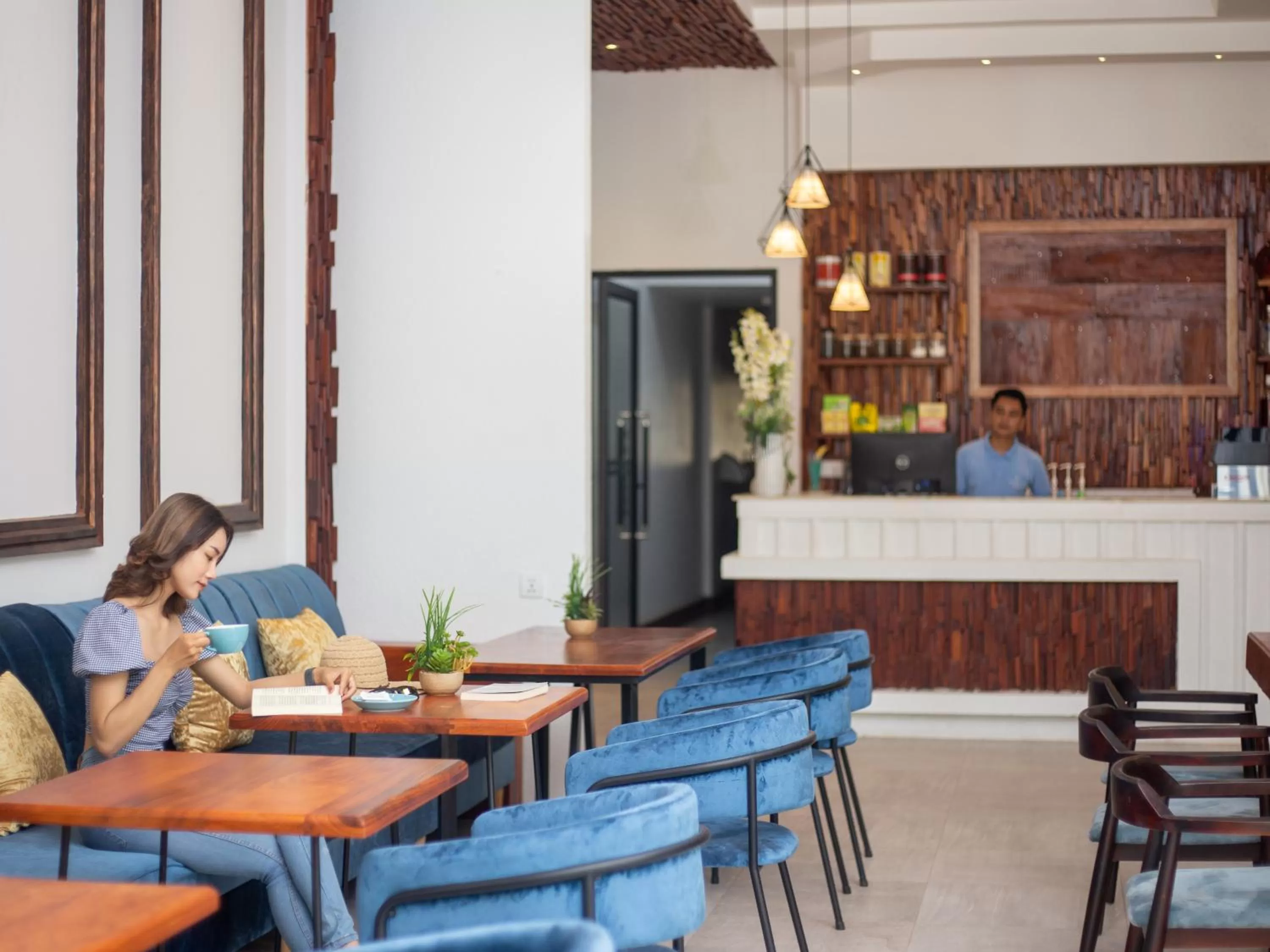 Restaurant/places to eat in Homewood Hotel