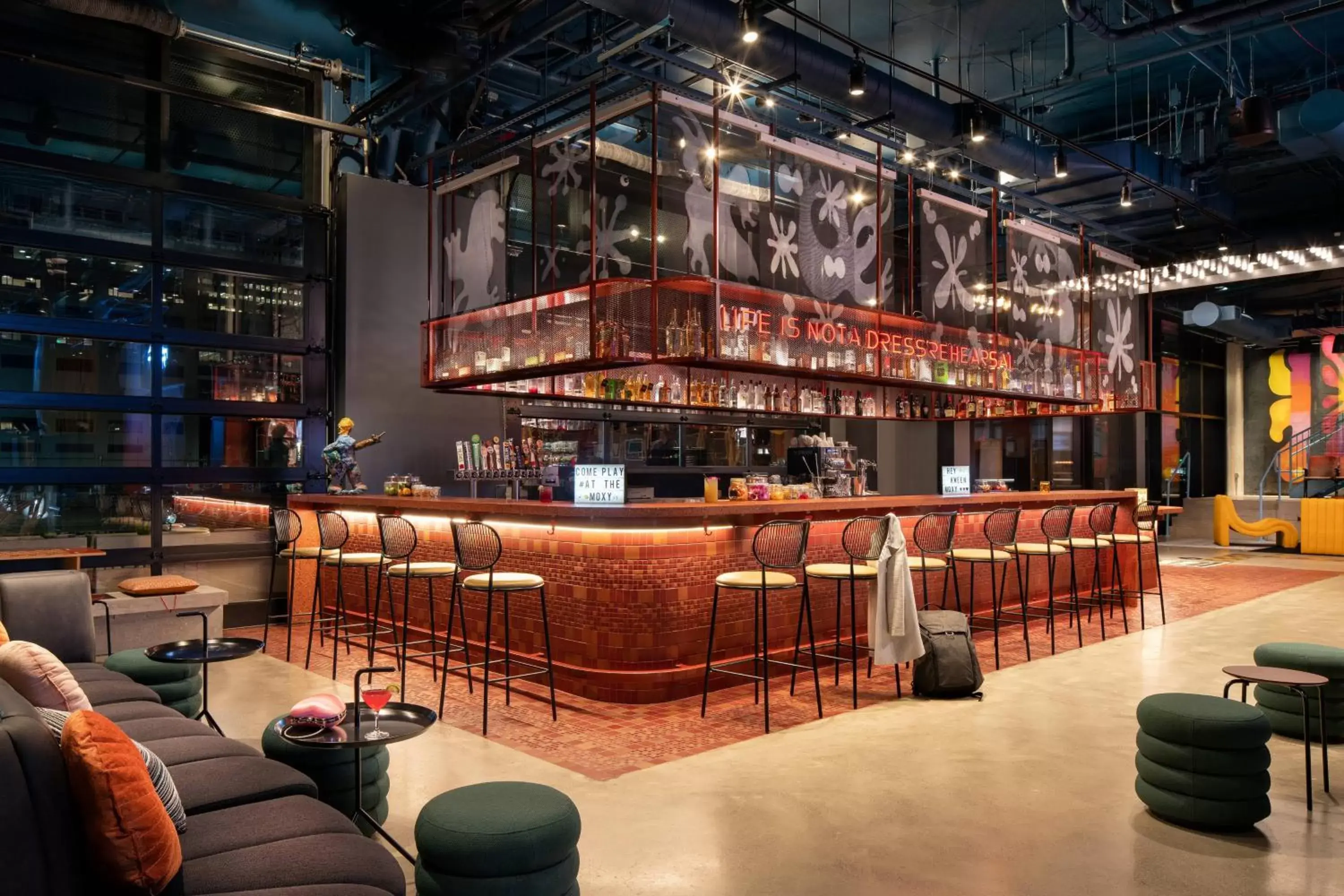 Restaurant/places to eat, Lounge/Bar in Moxy Oakland Downtown