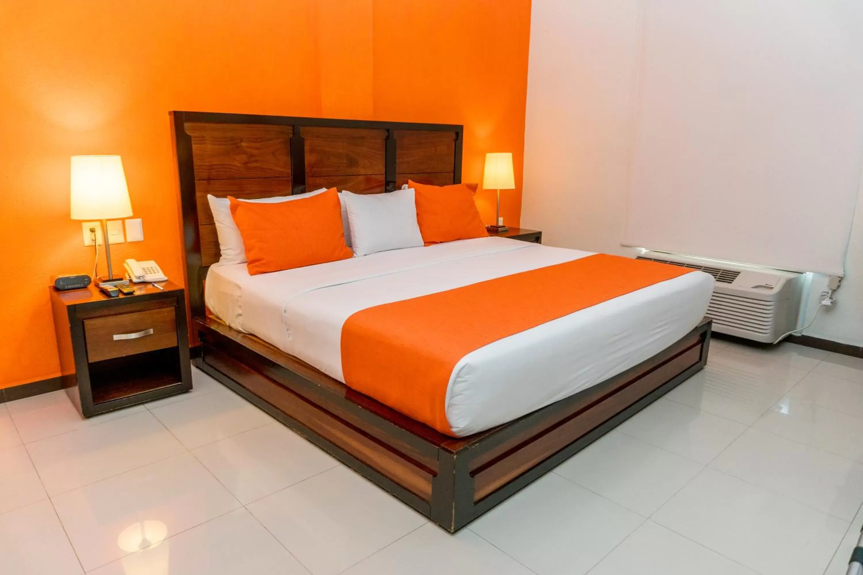 Bed in Comfort Inn Cancún Aeropuerto