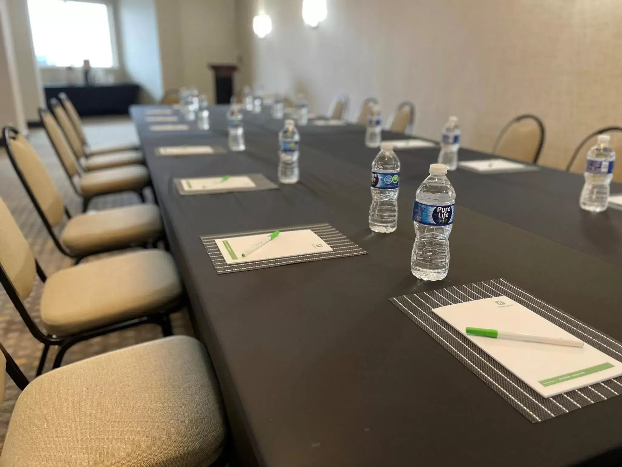 Meeting/conference room in Holiday Inn Lansdale-Hatfield, an IHG Hotel