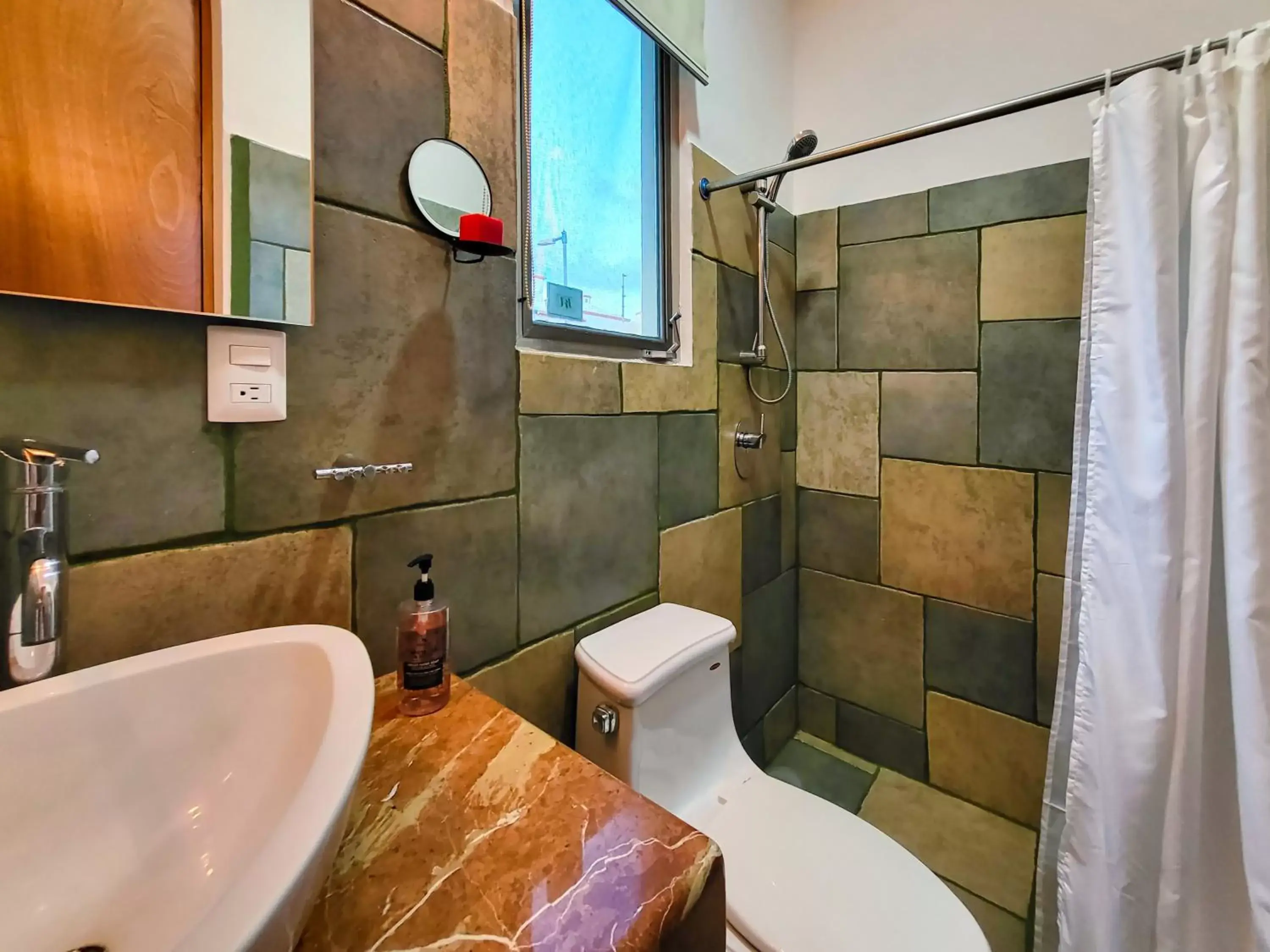 Shower, Bathroom in Humant - Coliving & Coworking Spaces