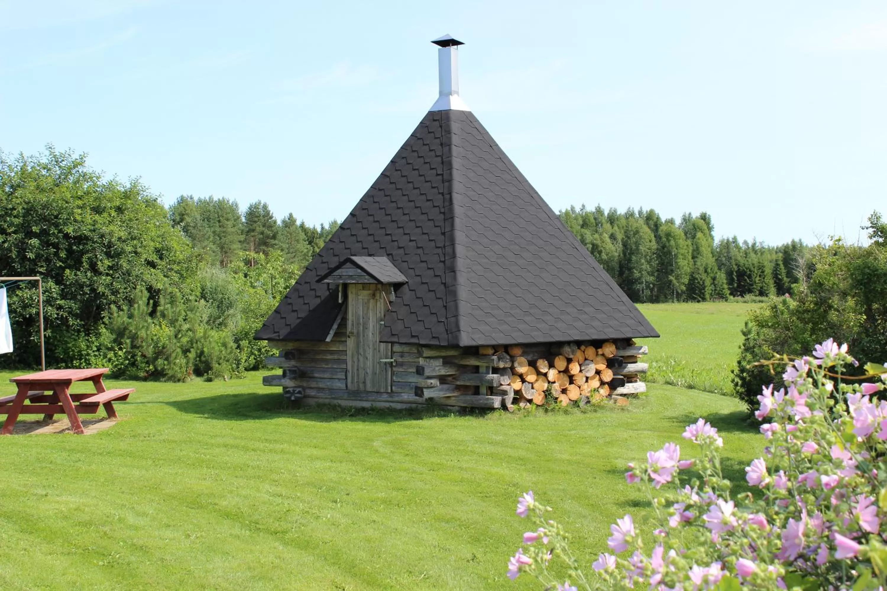 BBQ facilities in B&B Lomamokkila