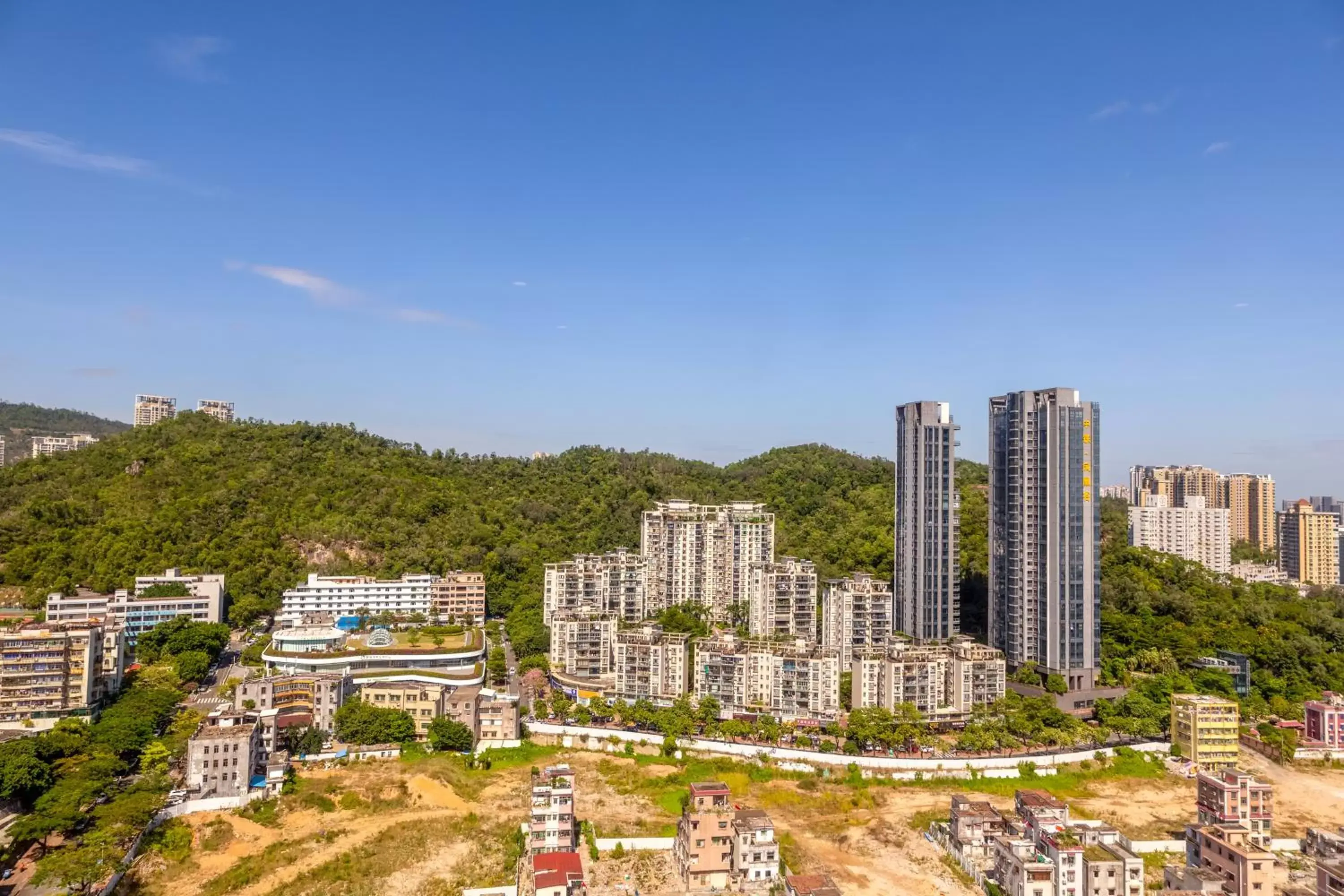 Property building in Guangdong Hotel (Zhuhai) Property building in Guangdong Hotel (Zhuhai)