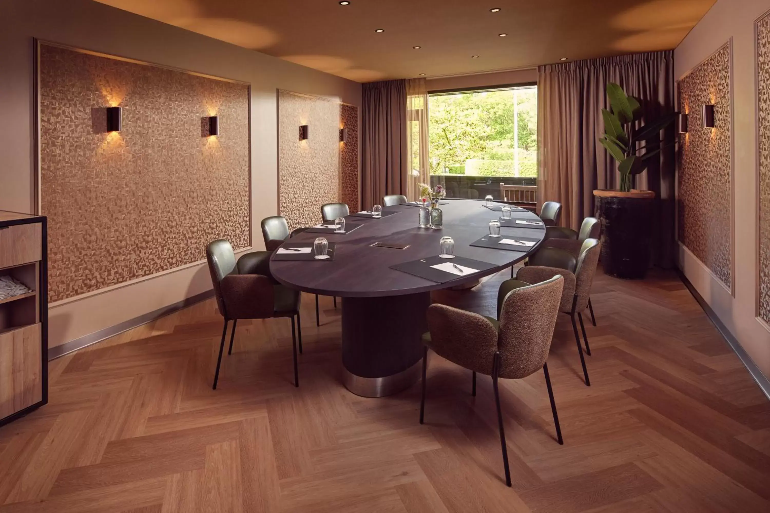 Business facilities in Van der Valk Hotel Arnhem