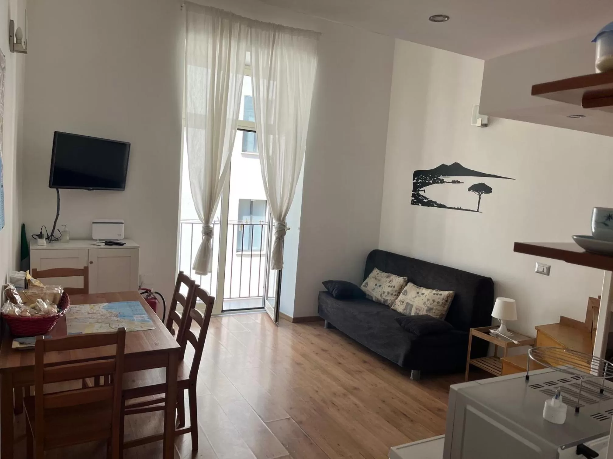 Photo of the whole room in Ale & Tizy House