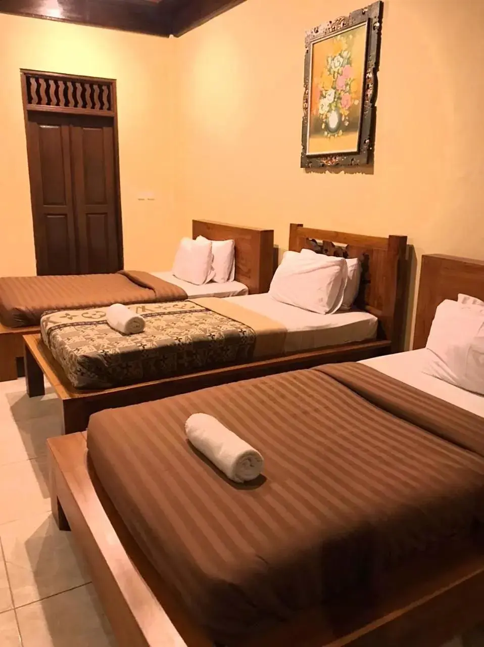 Bed in Pande Permai Bungalows