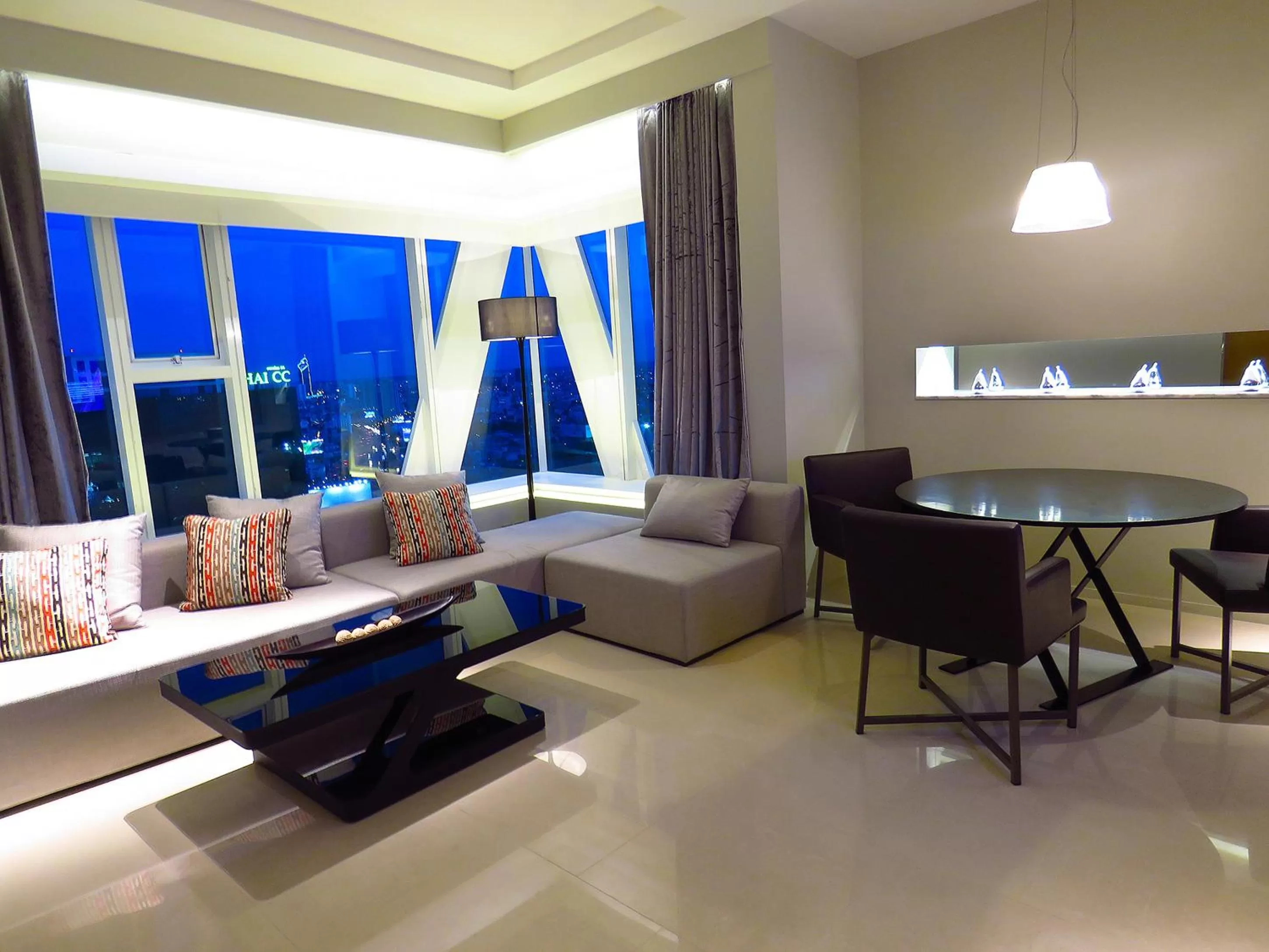 Living room in Mode Sathorn Hotel - SHA Extra Plus