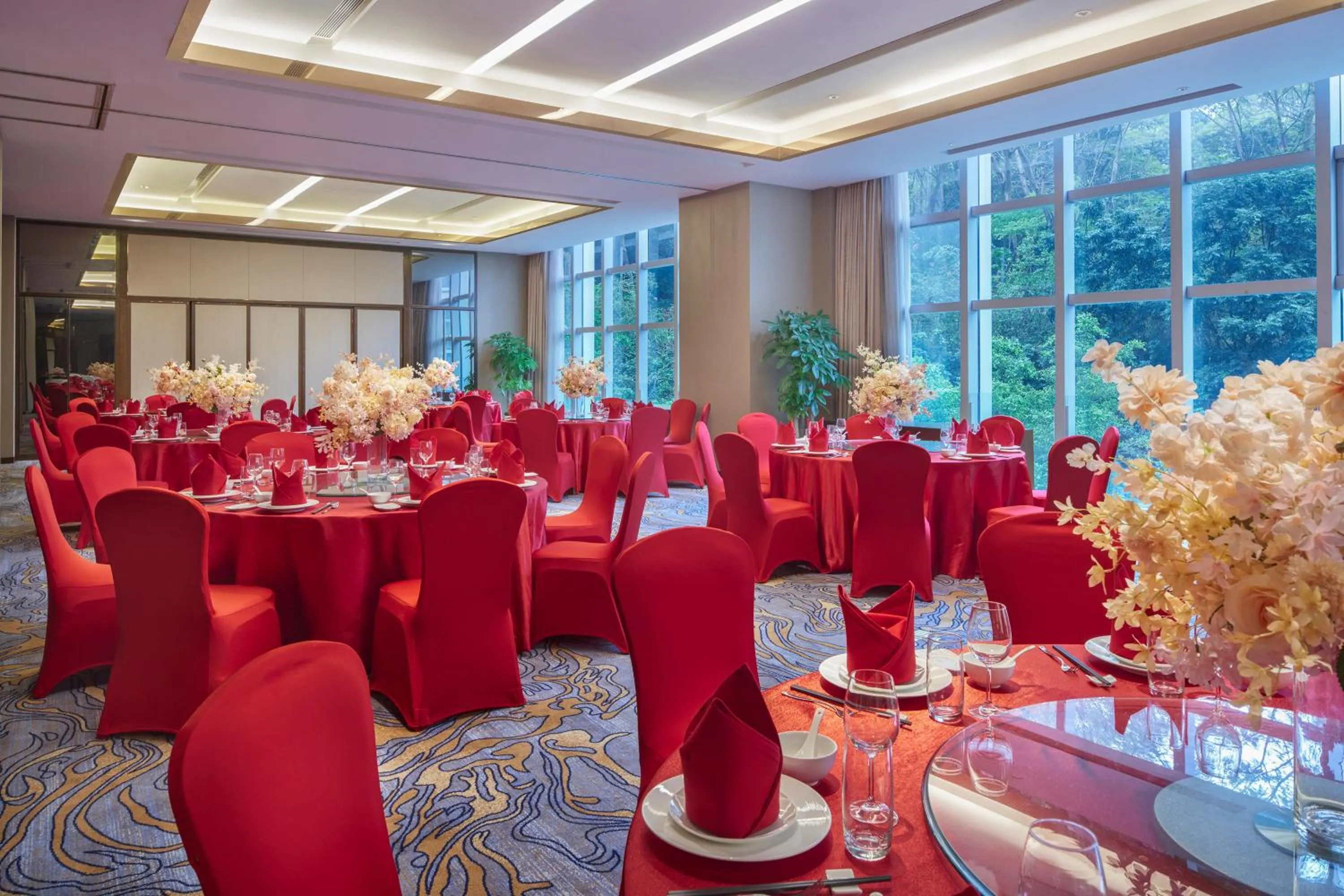 Meeting/conference room in Junluxe Hotel Guangzhou Science City-Free Shuttle Bus Service to Guangzhou Canton Fair
