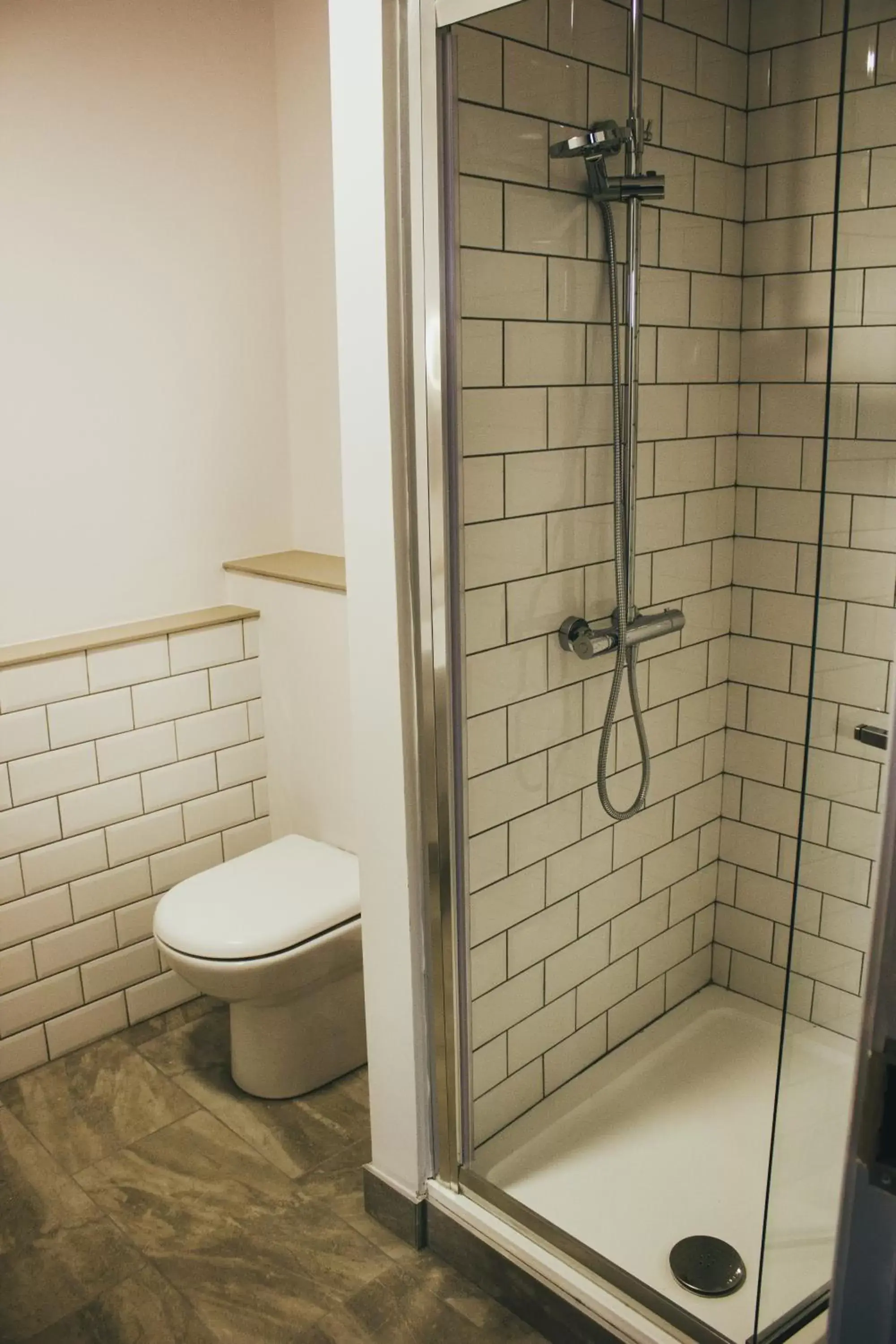 Shower, Bathroom in The Flint