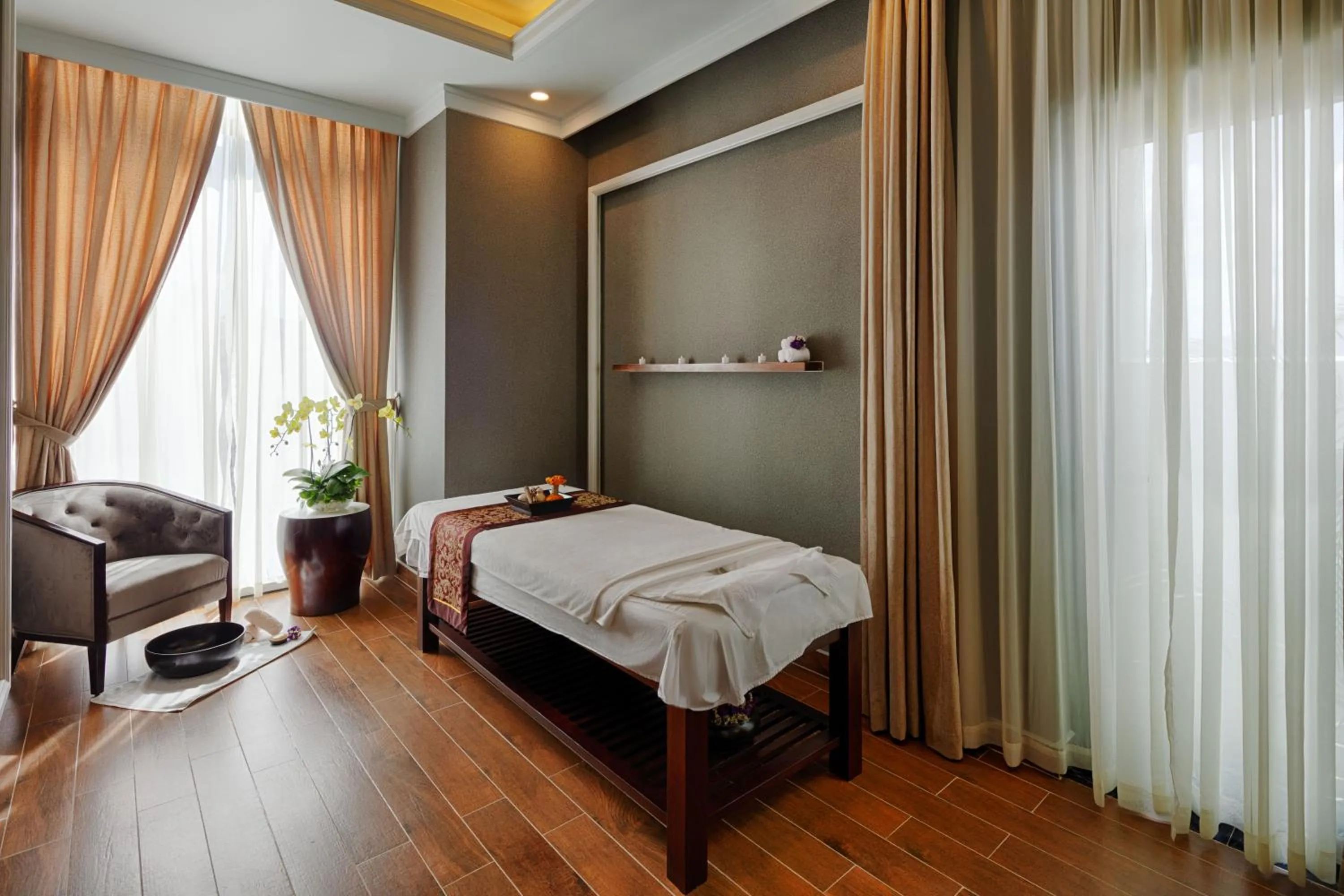 Spa and wellness centre/facilities, Bed in Vinpearl Beachfront Nha Trang