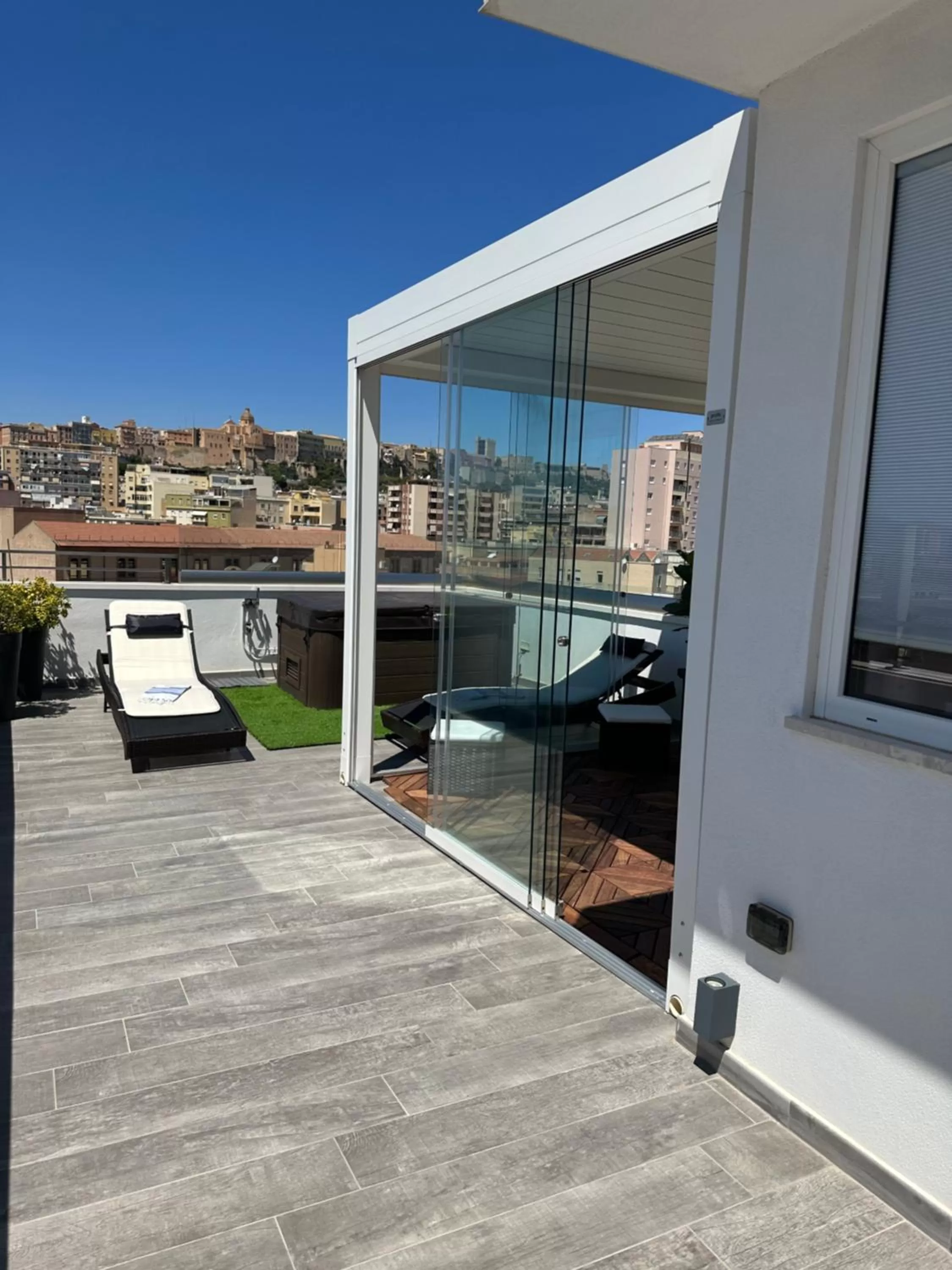 Patio in 18 Dante Luxury Suites