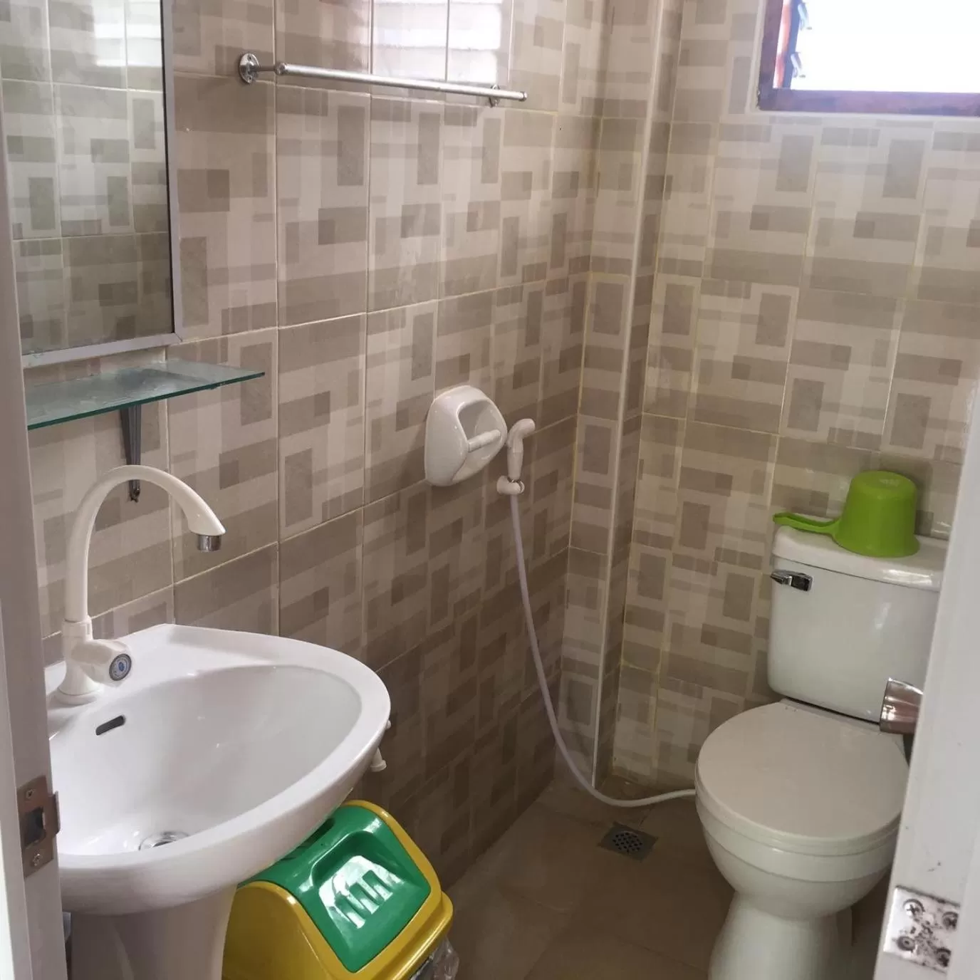 D's Oceanview Beach Resort