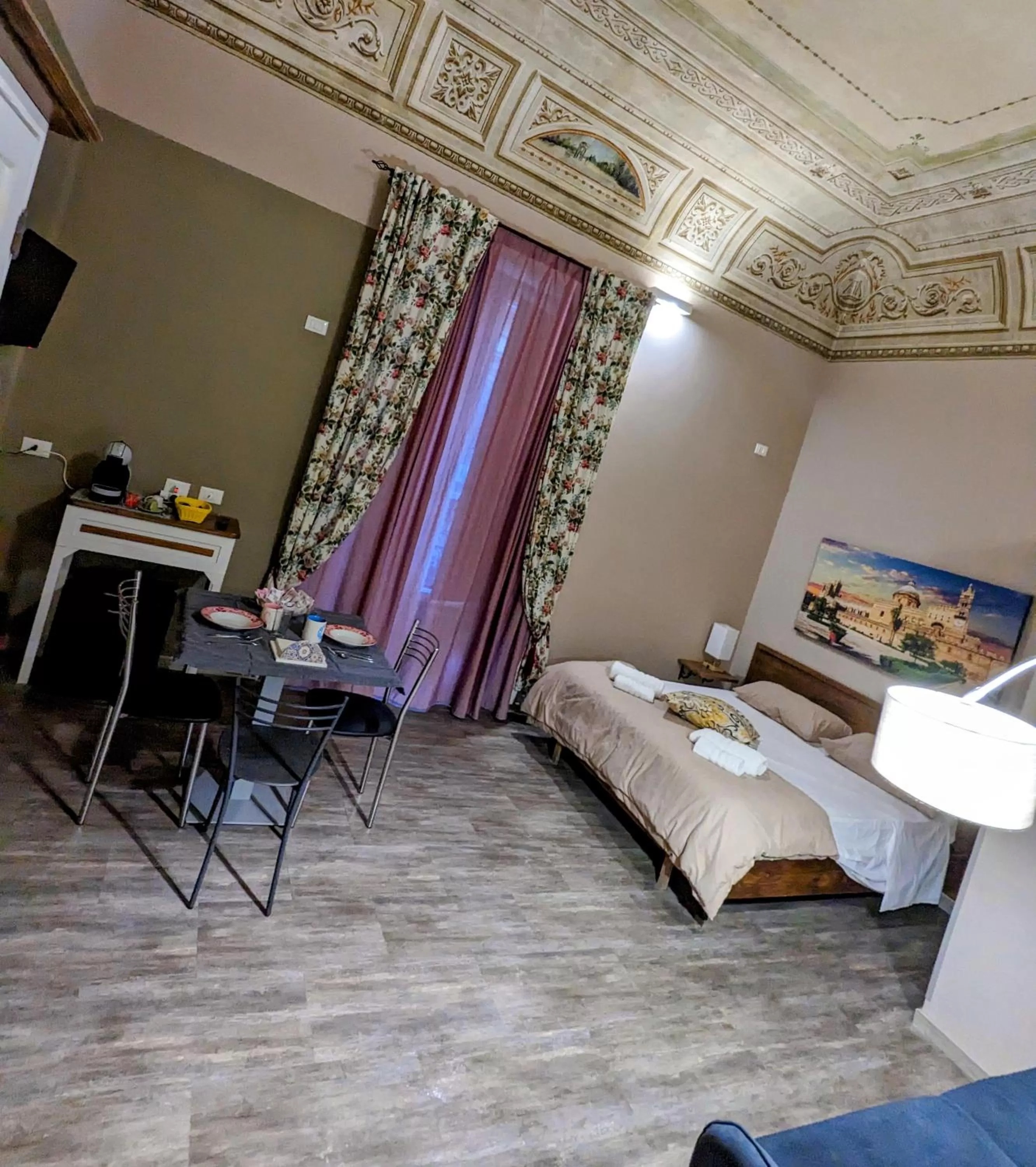 Photo of the whole room, Bed in B&B Benincasa