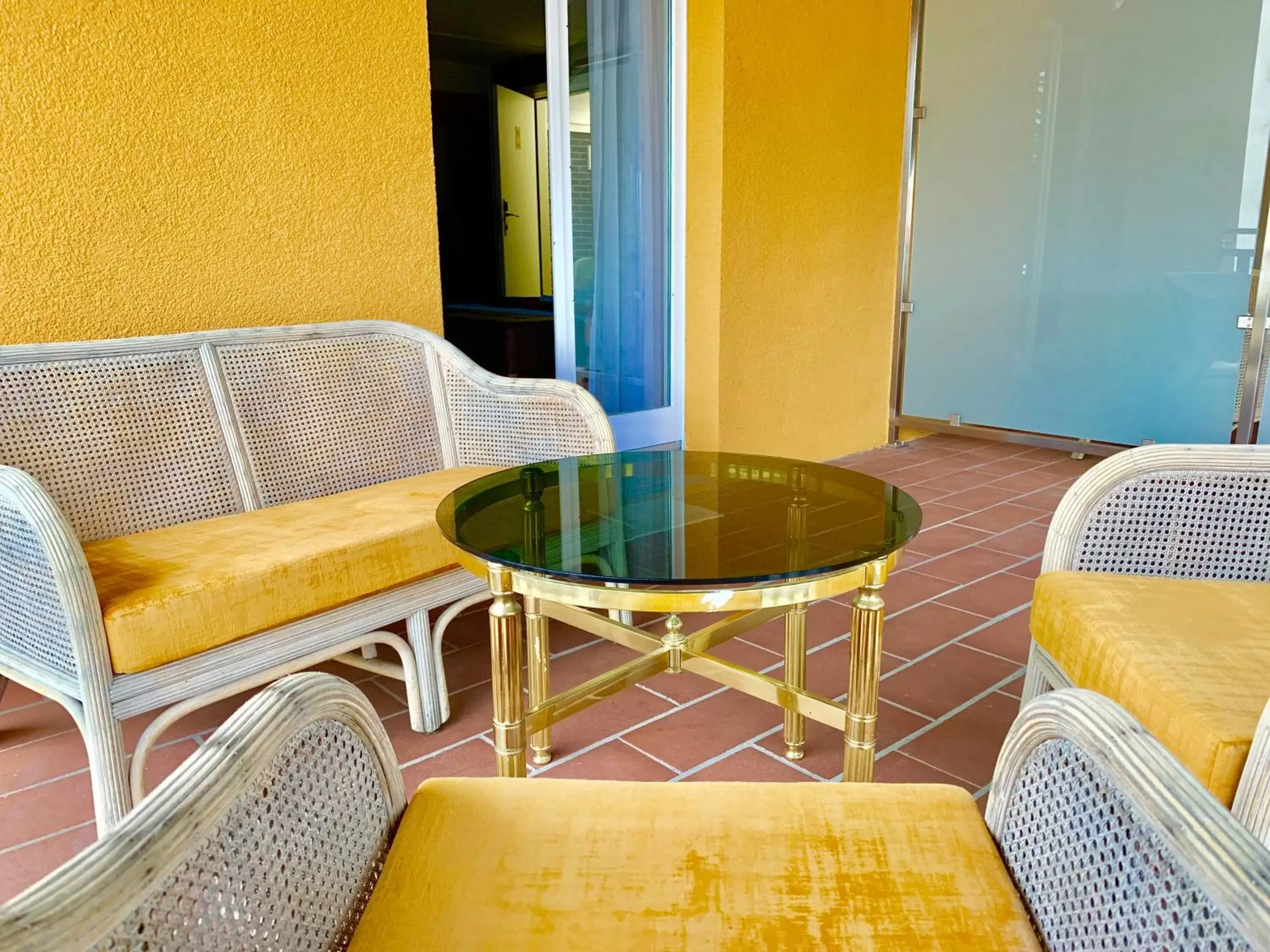 Balcony/Terrace, Seating Area in Hotel Adore